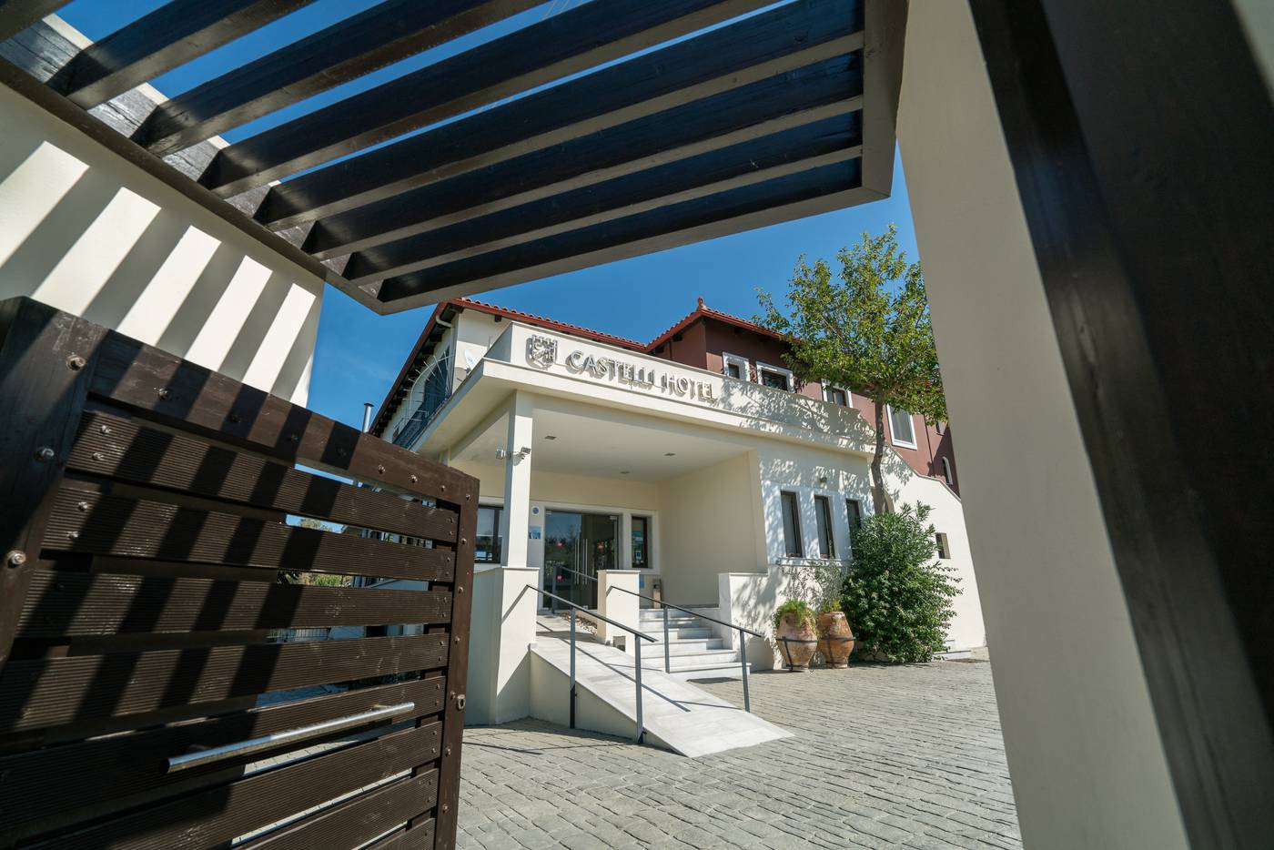 Castelli-Adults-Only-General-view-13