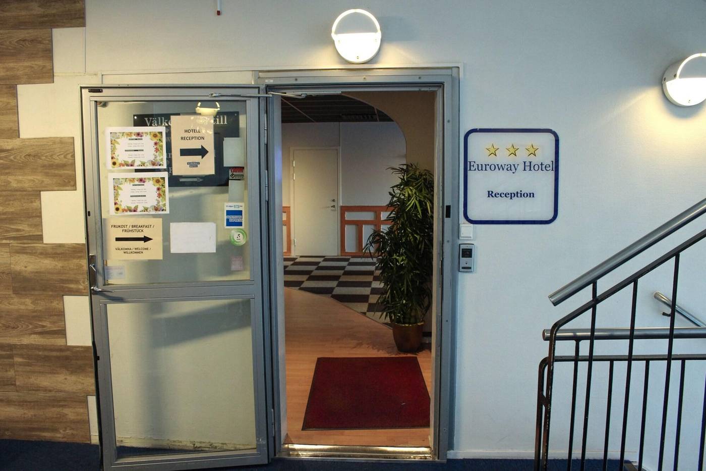 Euroway Hotel-Sweden-HISINGS BACKA -Lobby-5