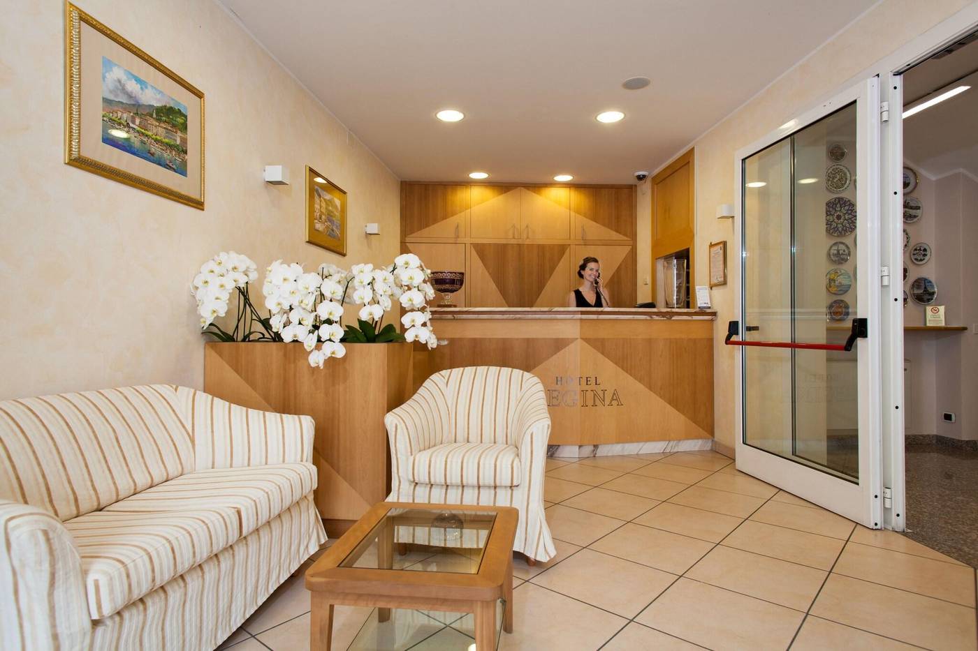 Regina-Italy-COMO LAKE GRAVEDONA-Lobby-6