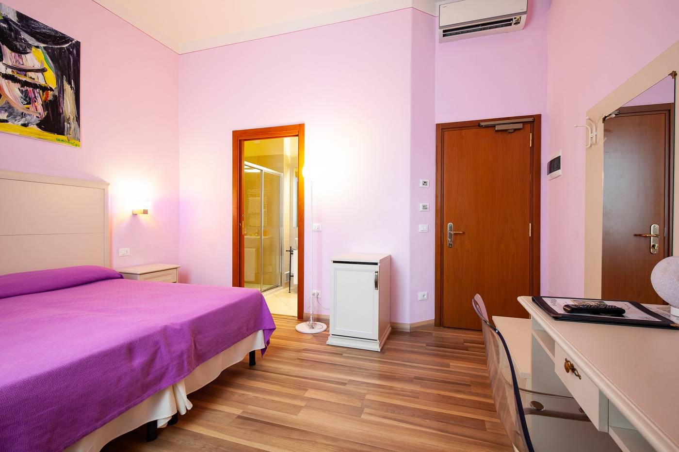 SmArt-Hotel-Bartolini-Room-18