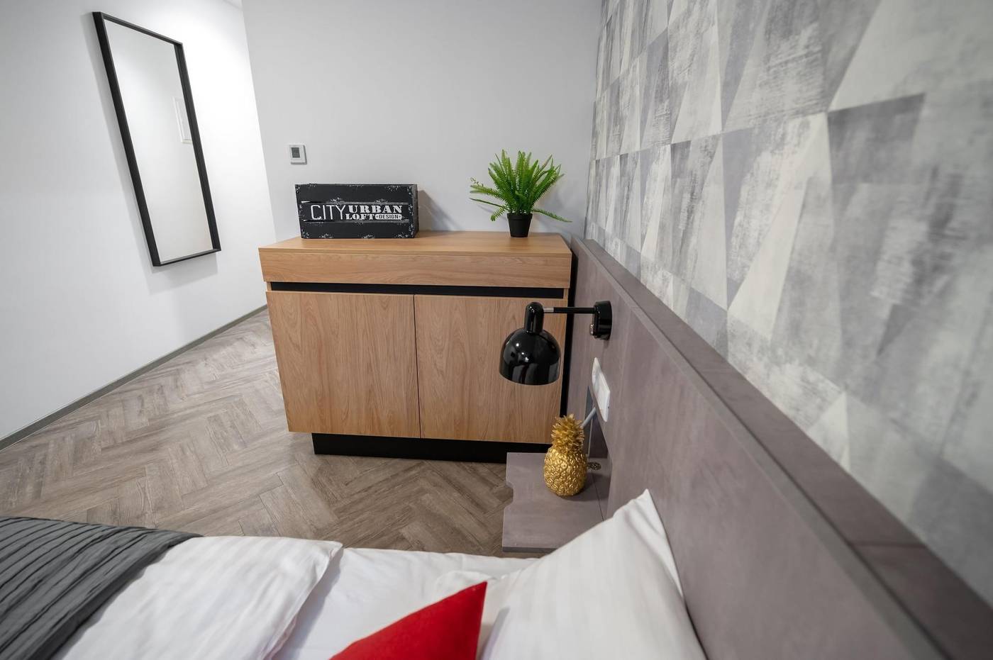 Urban Ring Hotel-Slovenia-LJUBLJANA-Lobby-9