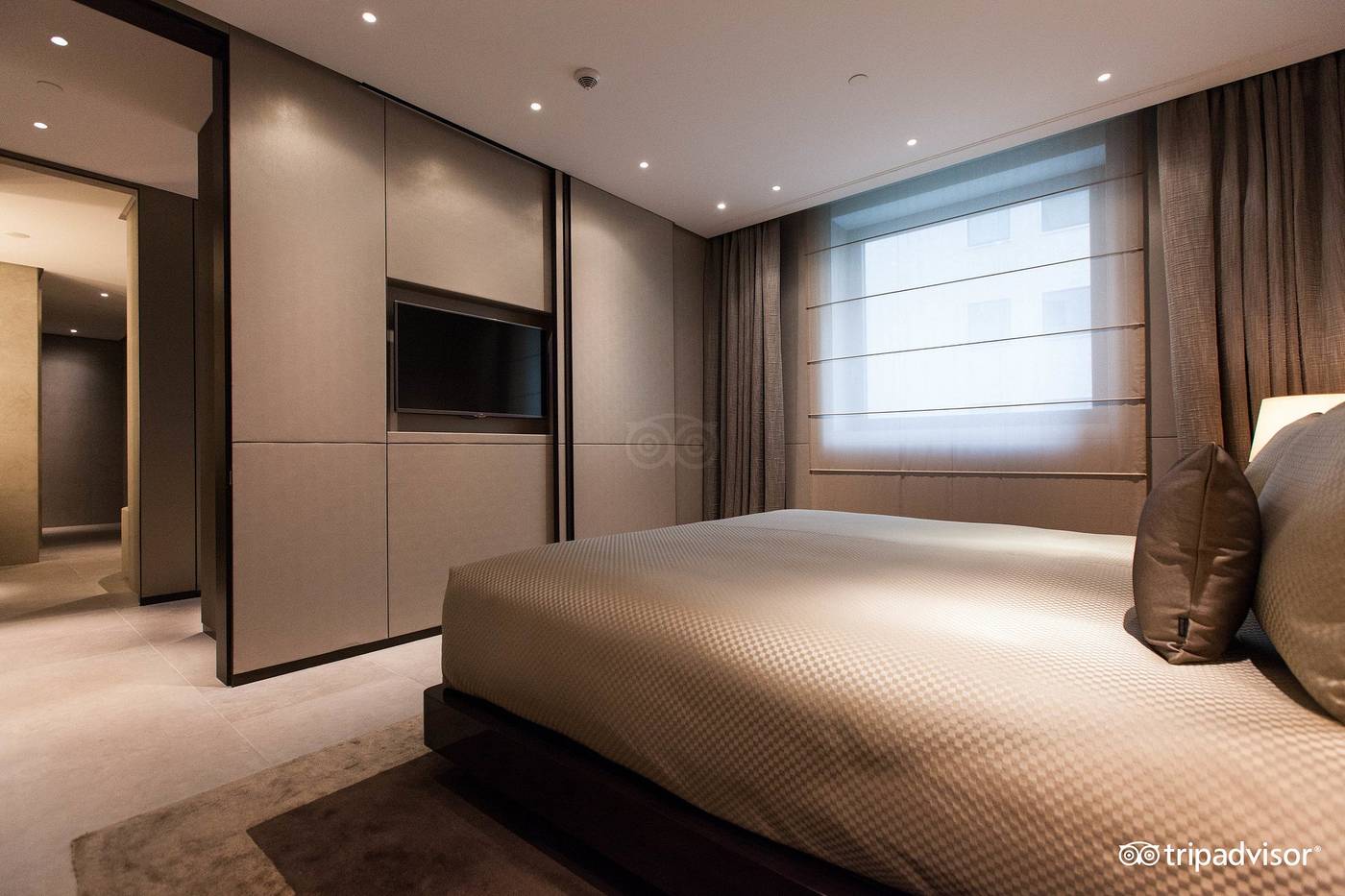 Armani-Hotel-Milano-Room-36