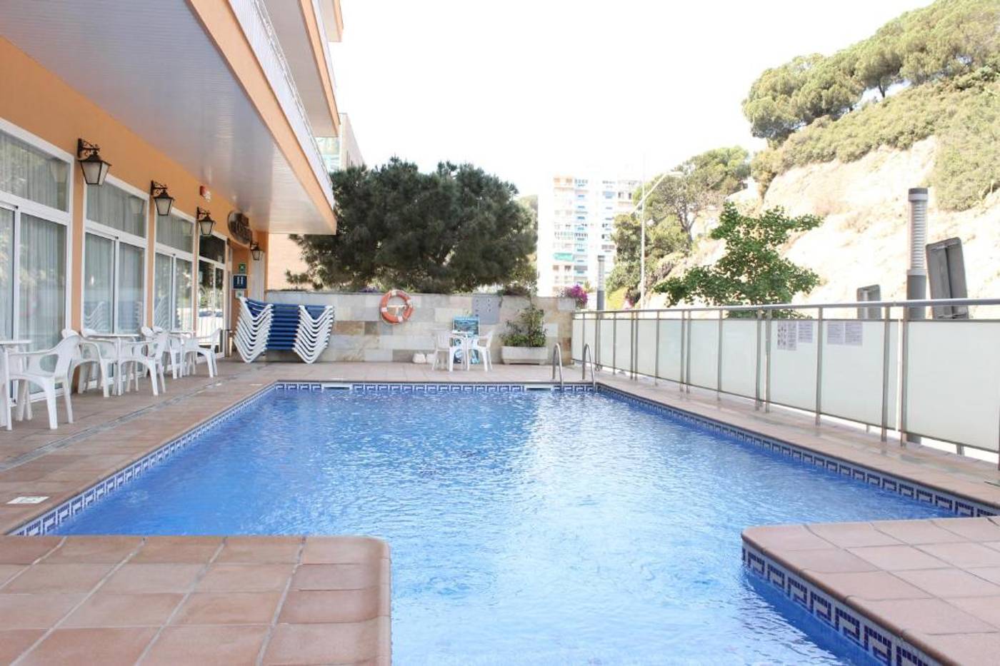 Checkin-Catalonia-Pool-1