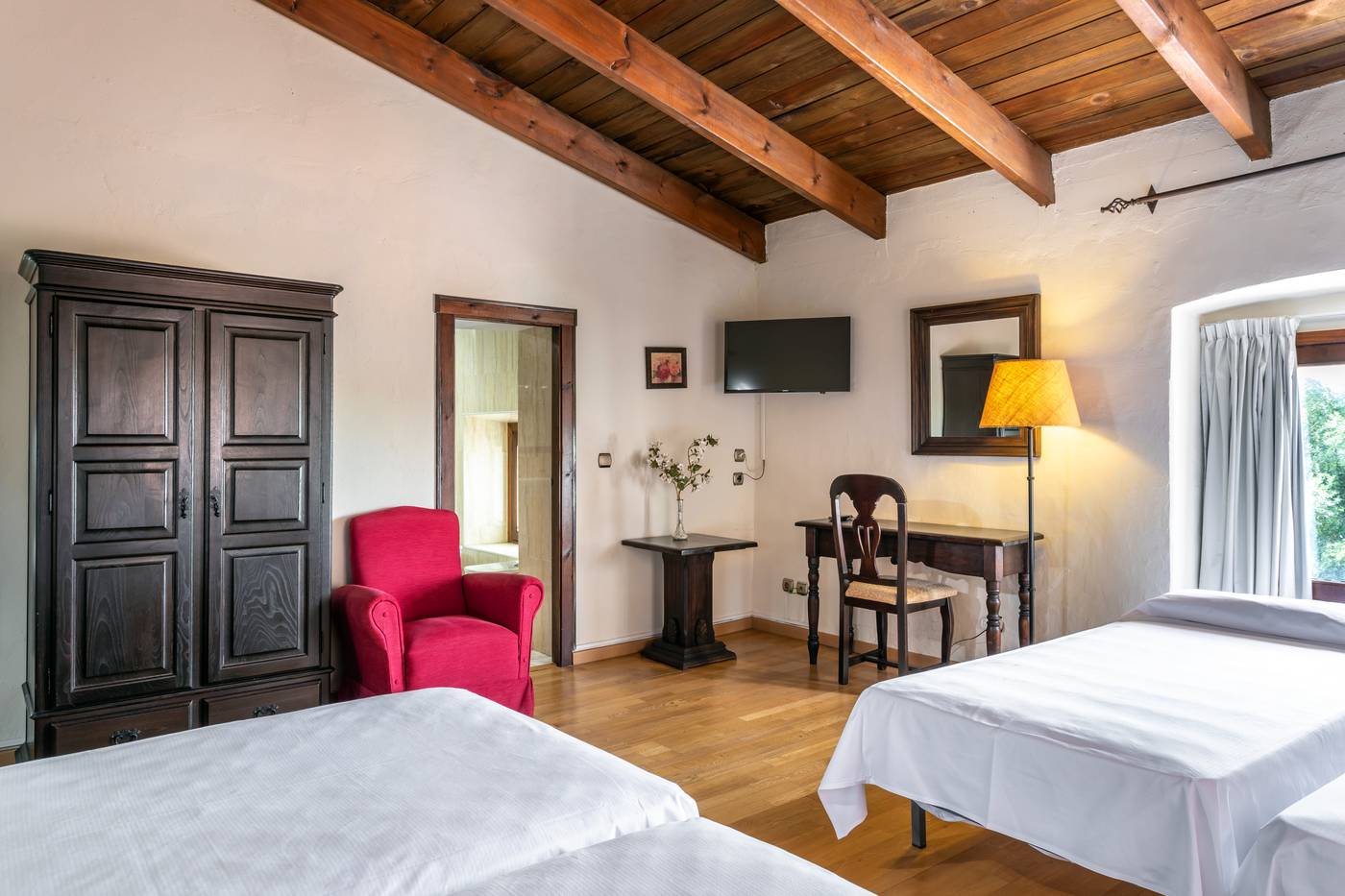 Sao-Joao-de-Deus-by-RIDAN-Hotels-Room-18