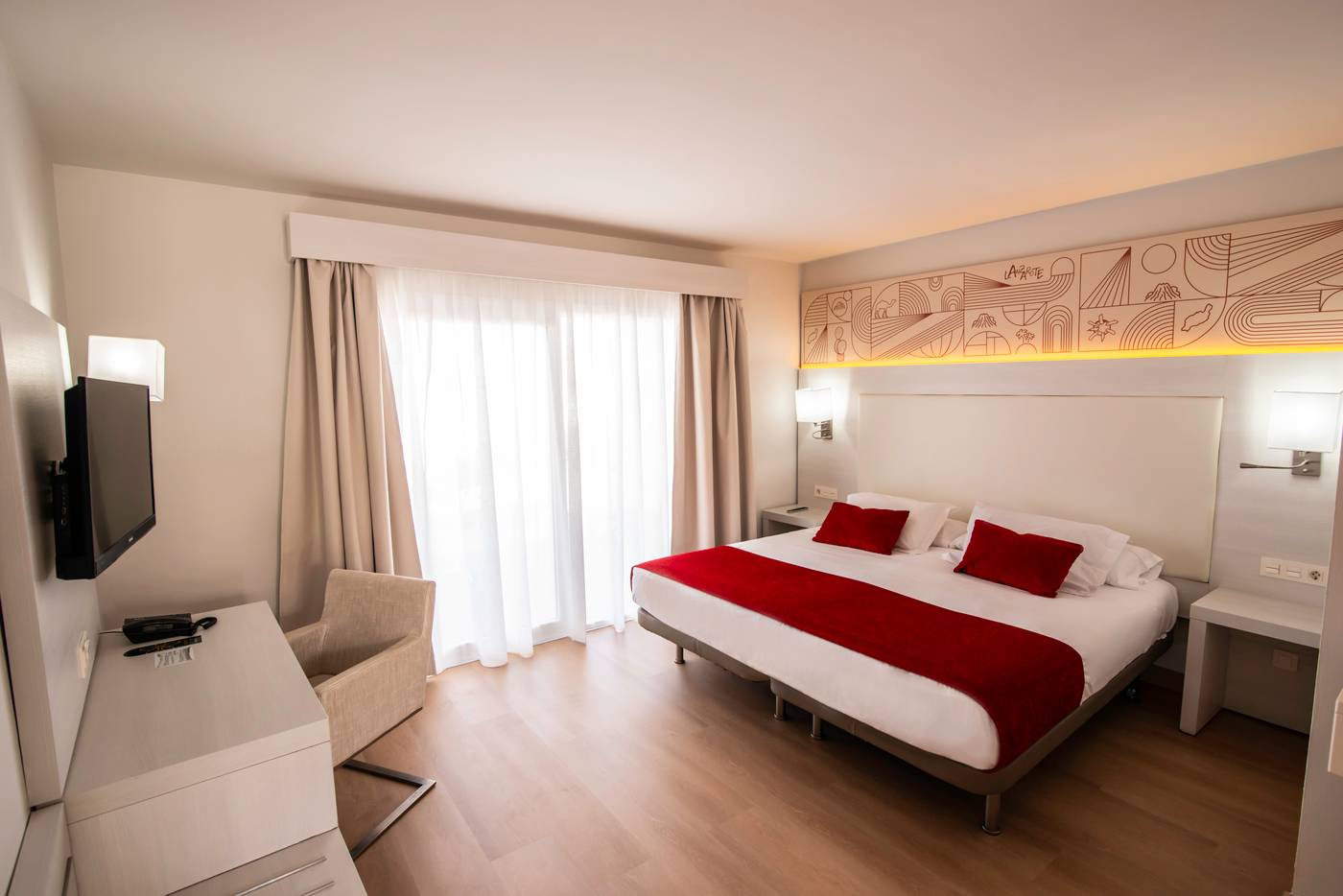 Aequora-Lazarote-Suites-Room-30