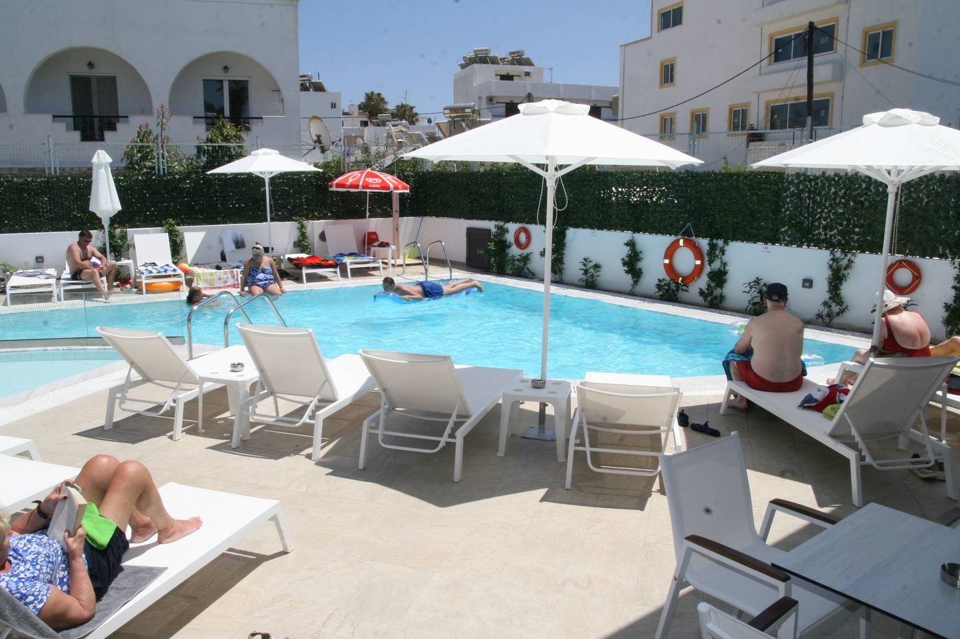 Hotel-Agrelli-Pool-9