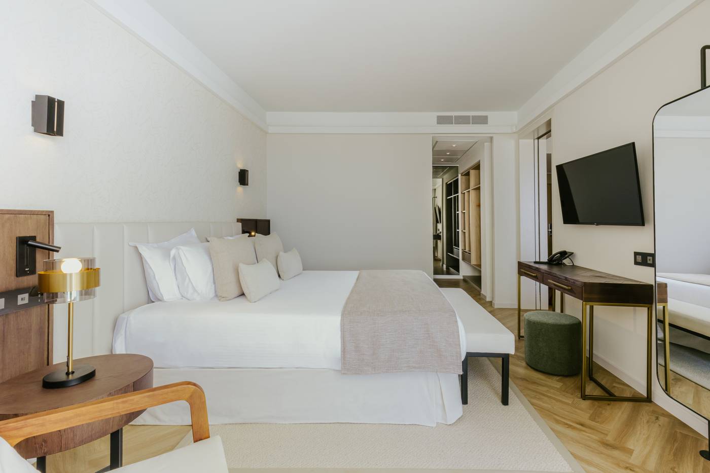 Golden-Coast-Room-20