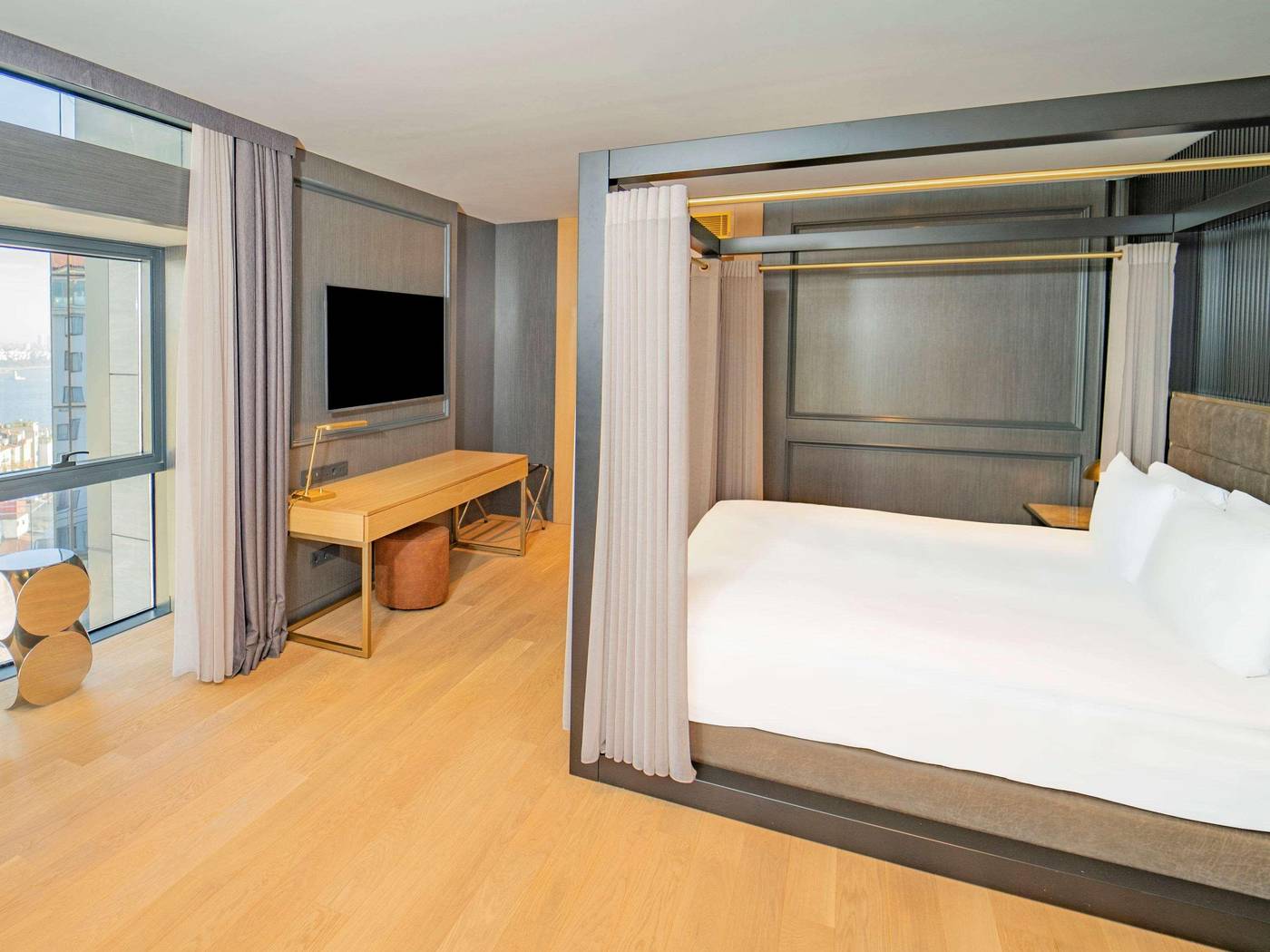 Sofitel-Istanbul-Taksim-Room-34