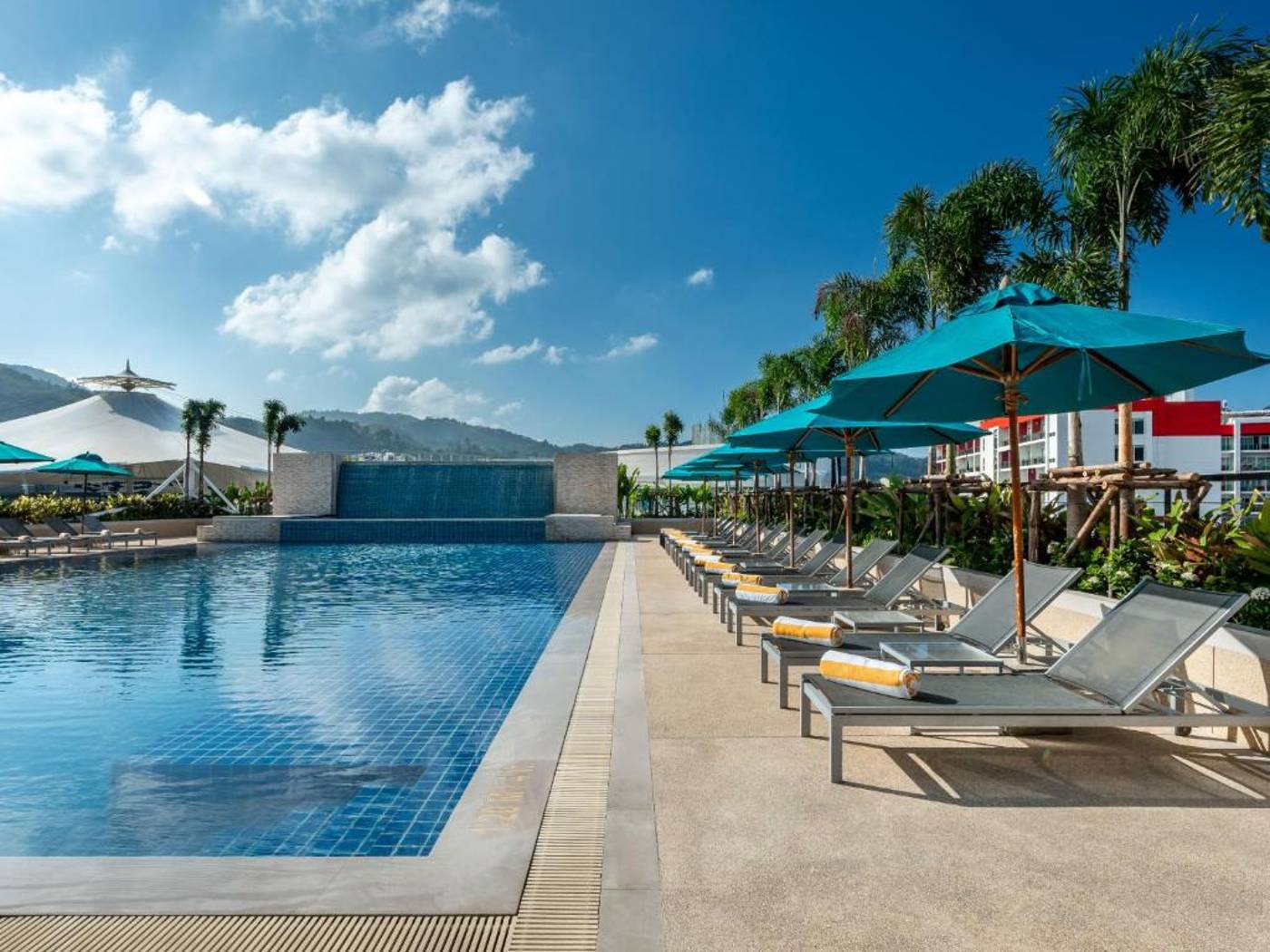 M-Social-Hotel-Phuket-General-view-1