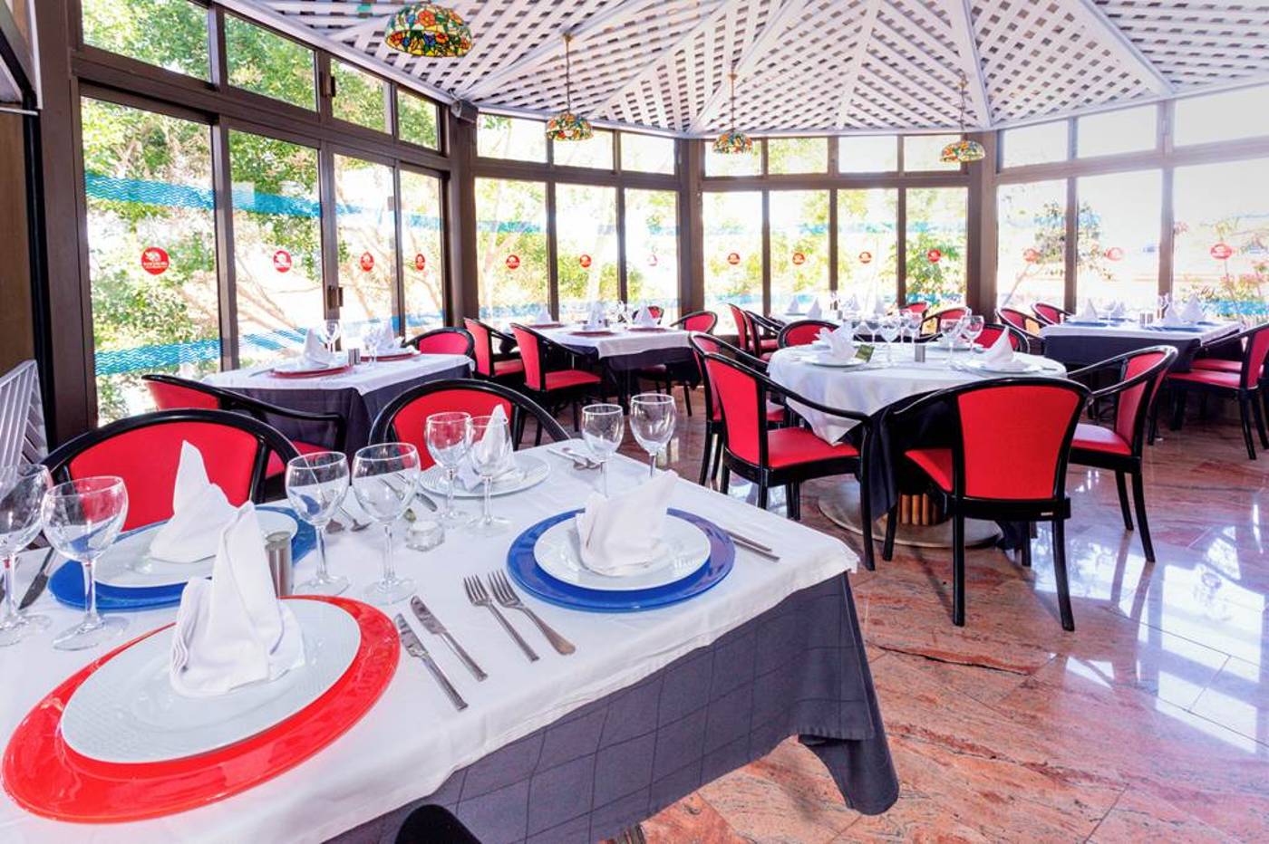 Colina-Mar-Restaurant-18