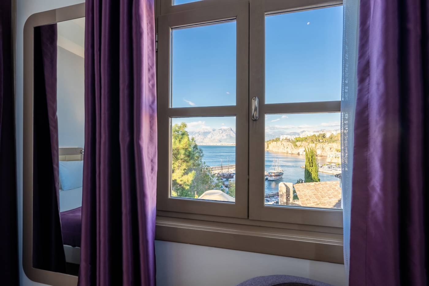 Puding-Hotel-Room-56