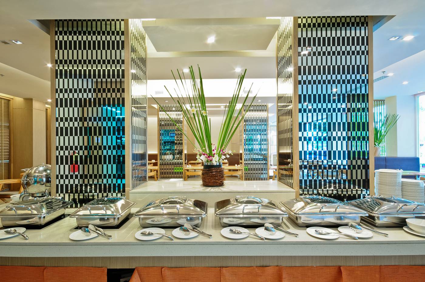 The-ASHLEE-Plaza-Patong-Hotel---Spa-Restaurant-23