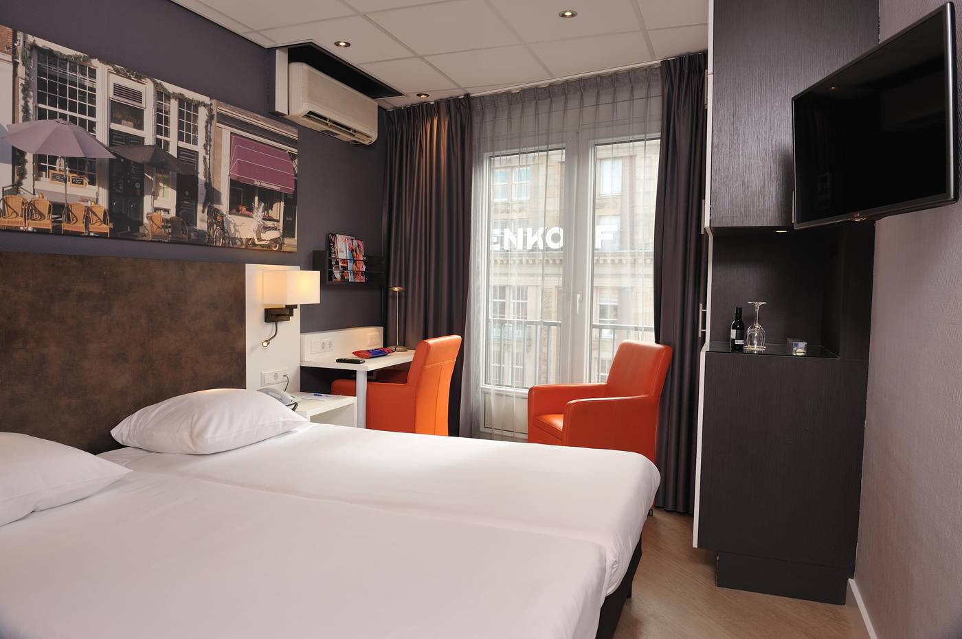 Amsterdam-De-Roode-Leeuw-Room-6