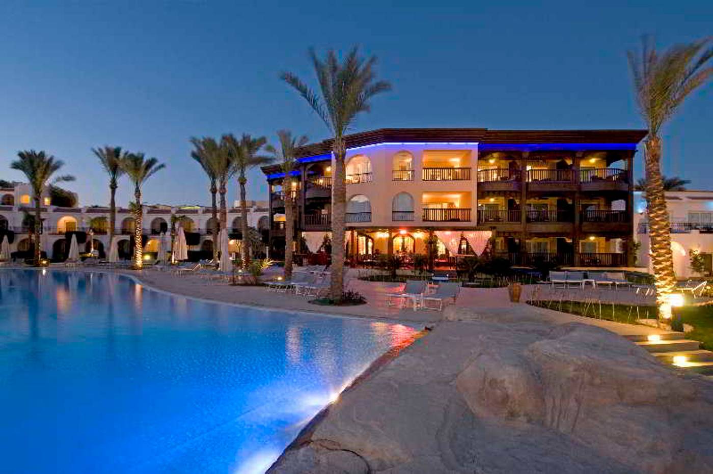 The-Royal-Savoy-Sharm-El-Sheikh-Pool-4