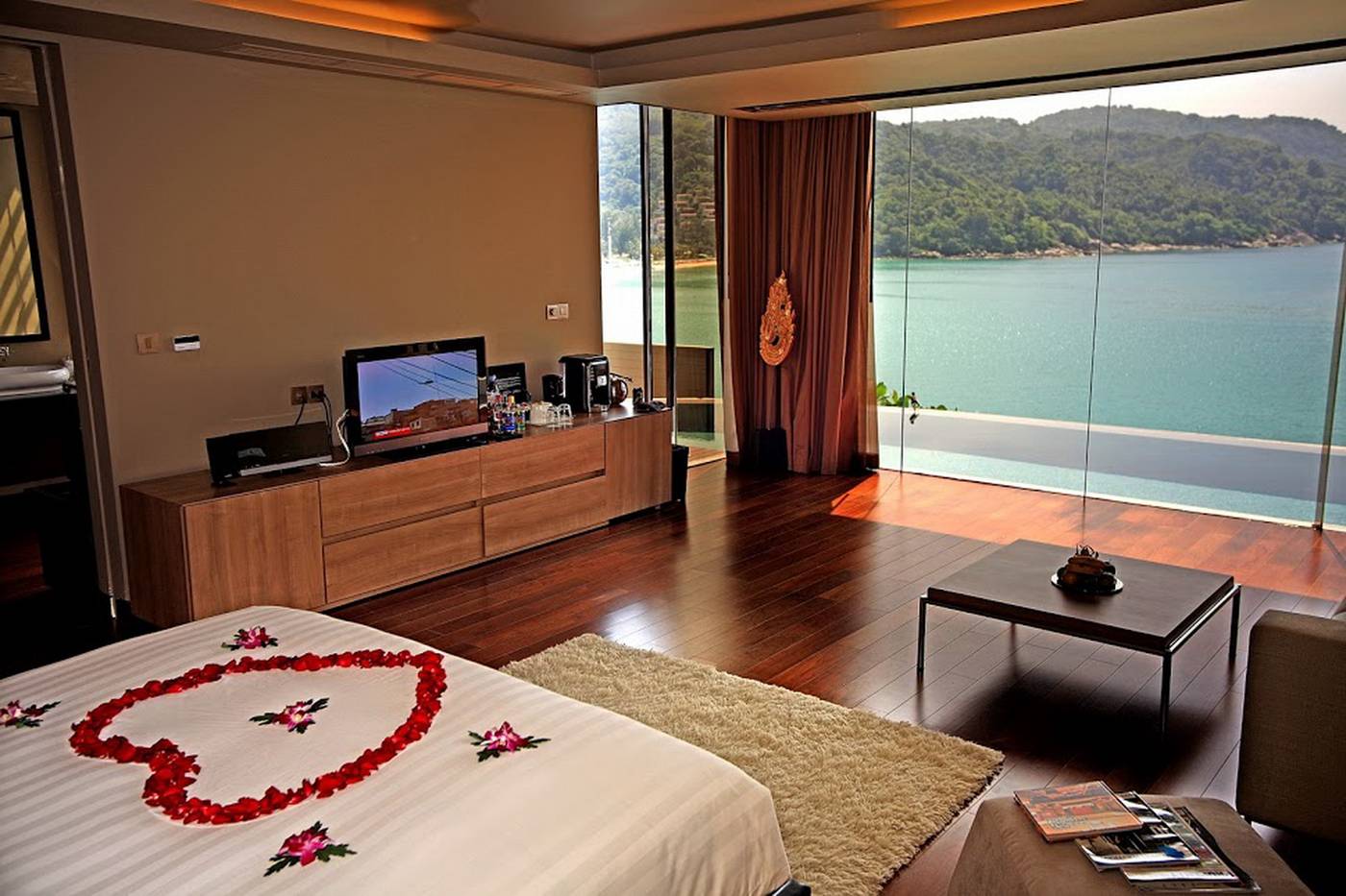 Impiana-Private-Villas-Kata-Noi--Phuket-Room-18