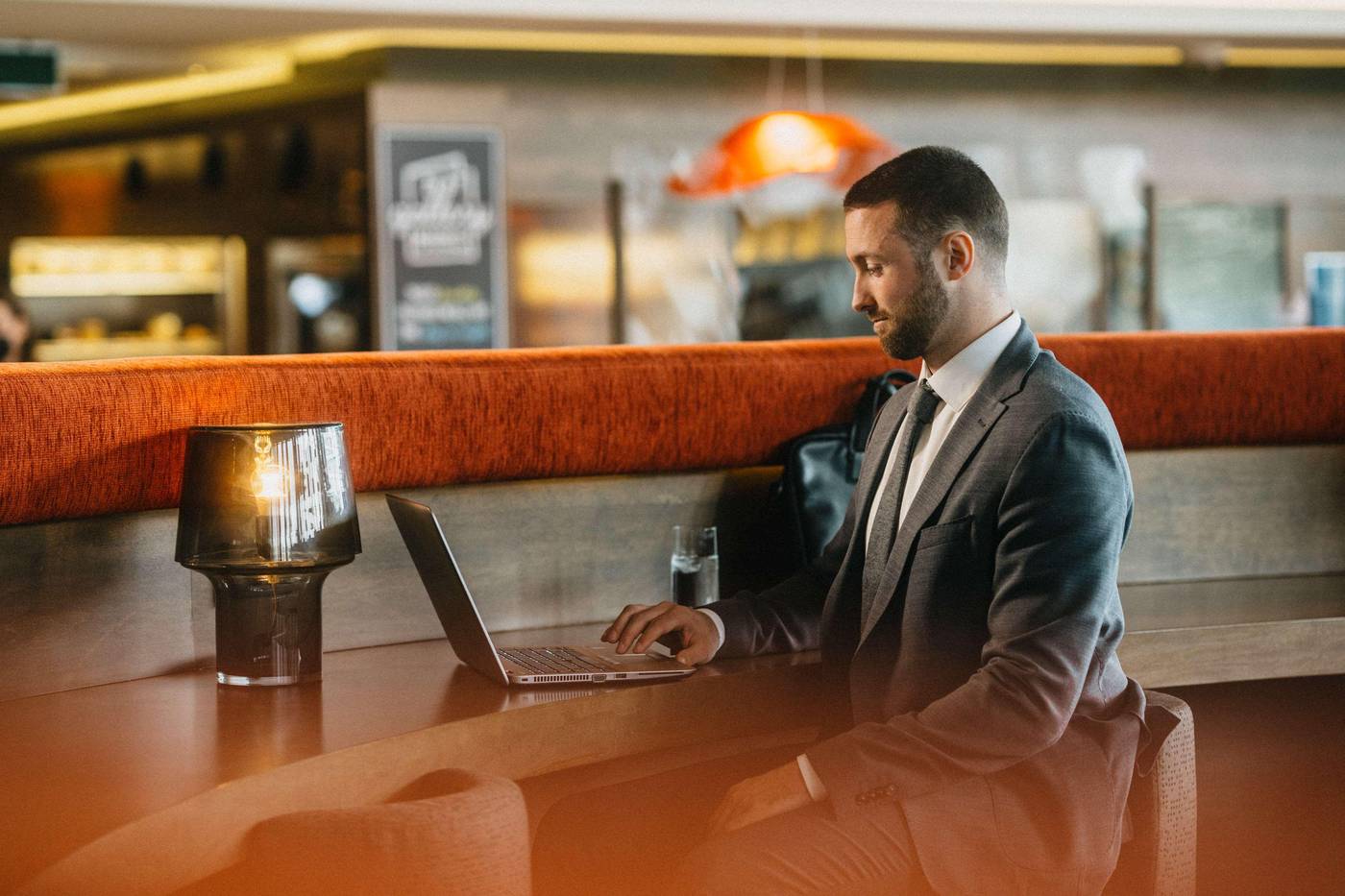 Hyatt-Place-Amsterdam-Airport-Restaurant-19