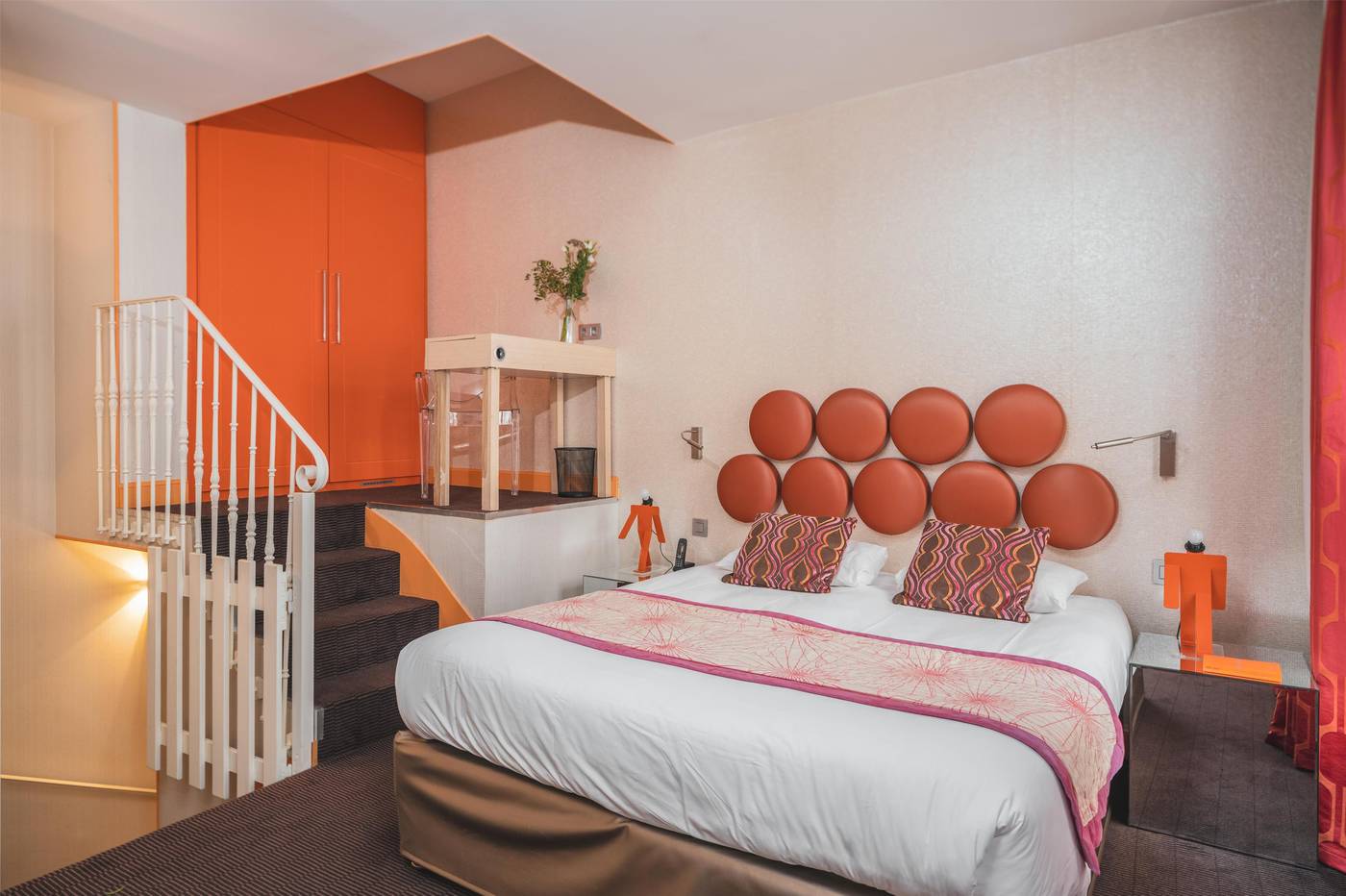 Le-Petit-Paris-Room-26