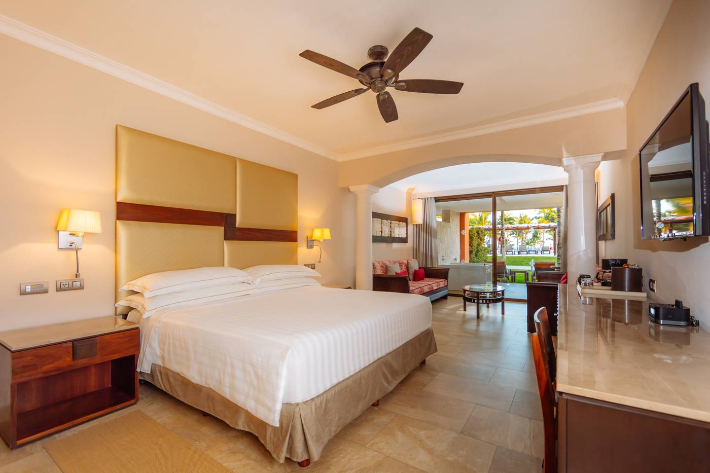Barcelo Maya Grand Resort