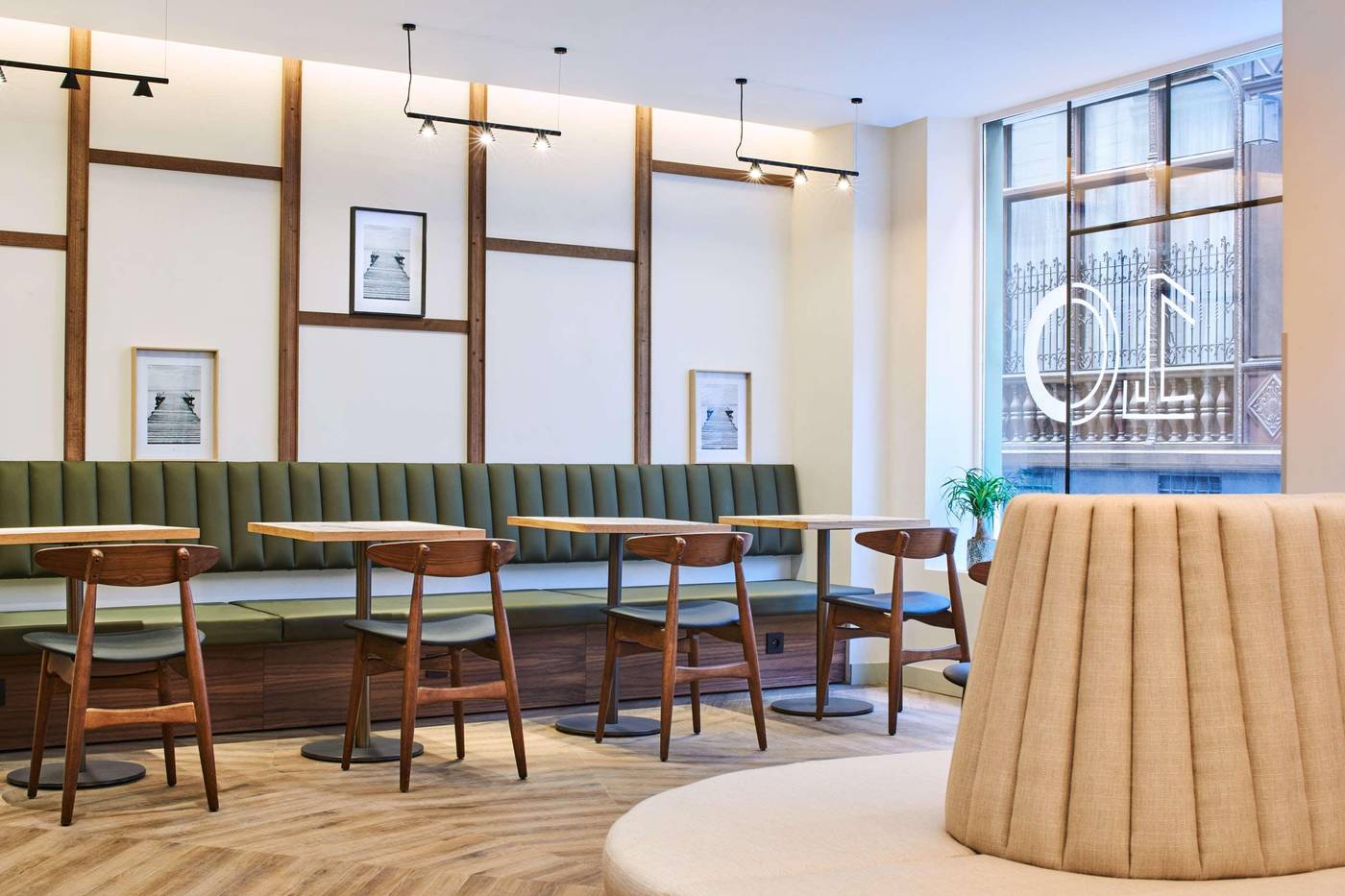 Hotel-10-OPERA-Restaurant-13