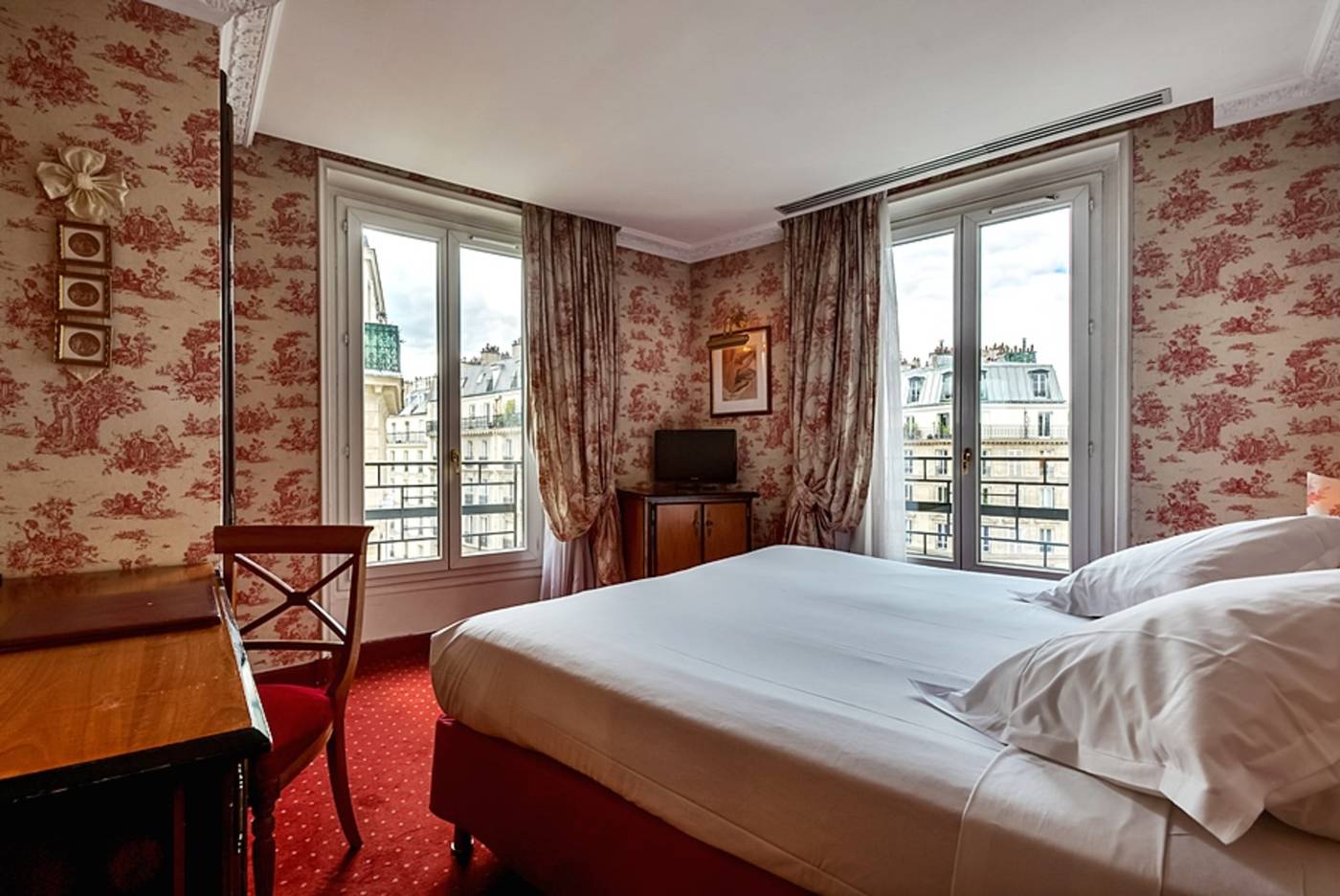 Maison-Eugenie-Room-2