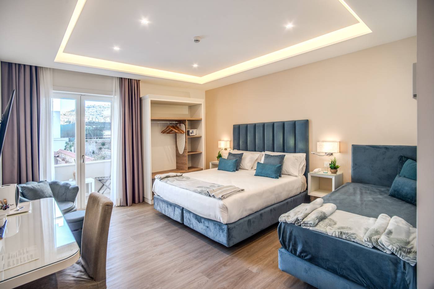 Sorrento-City-Room-24