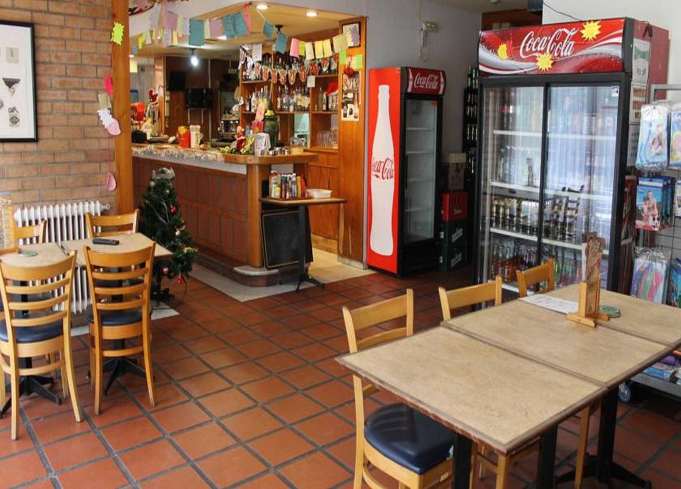 Alpha-Apartments-Bar-28