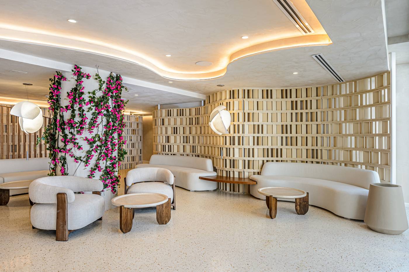 18.08.25 Vibra Yamm Sunset Hotel - Adults Only