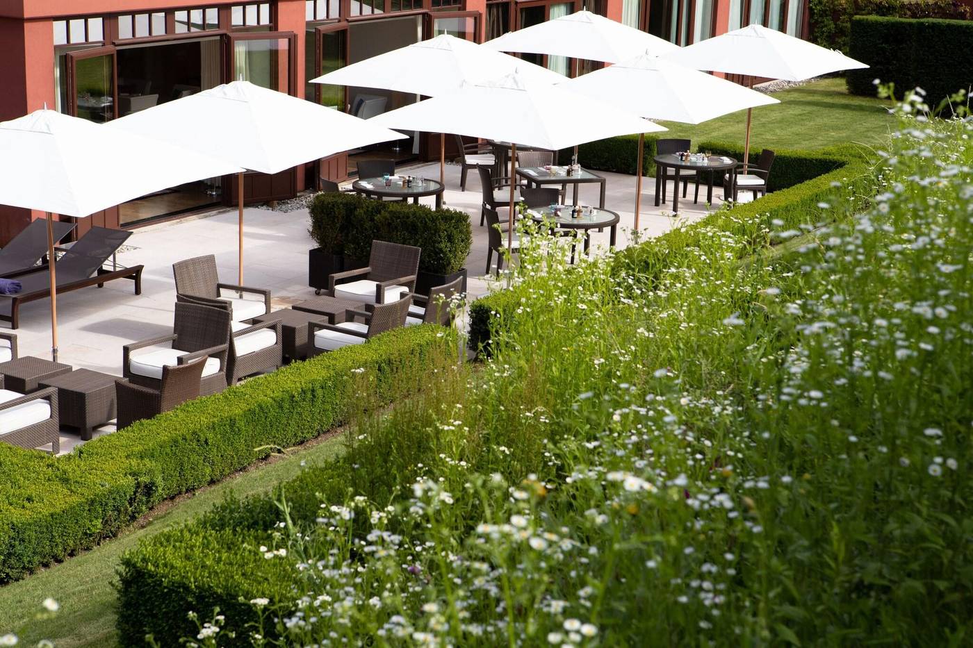 La-Reserve-Geneve---Hotel-Spa-and-Villa-Restaurant-5