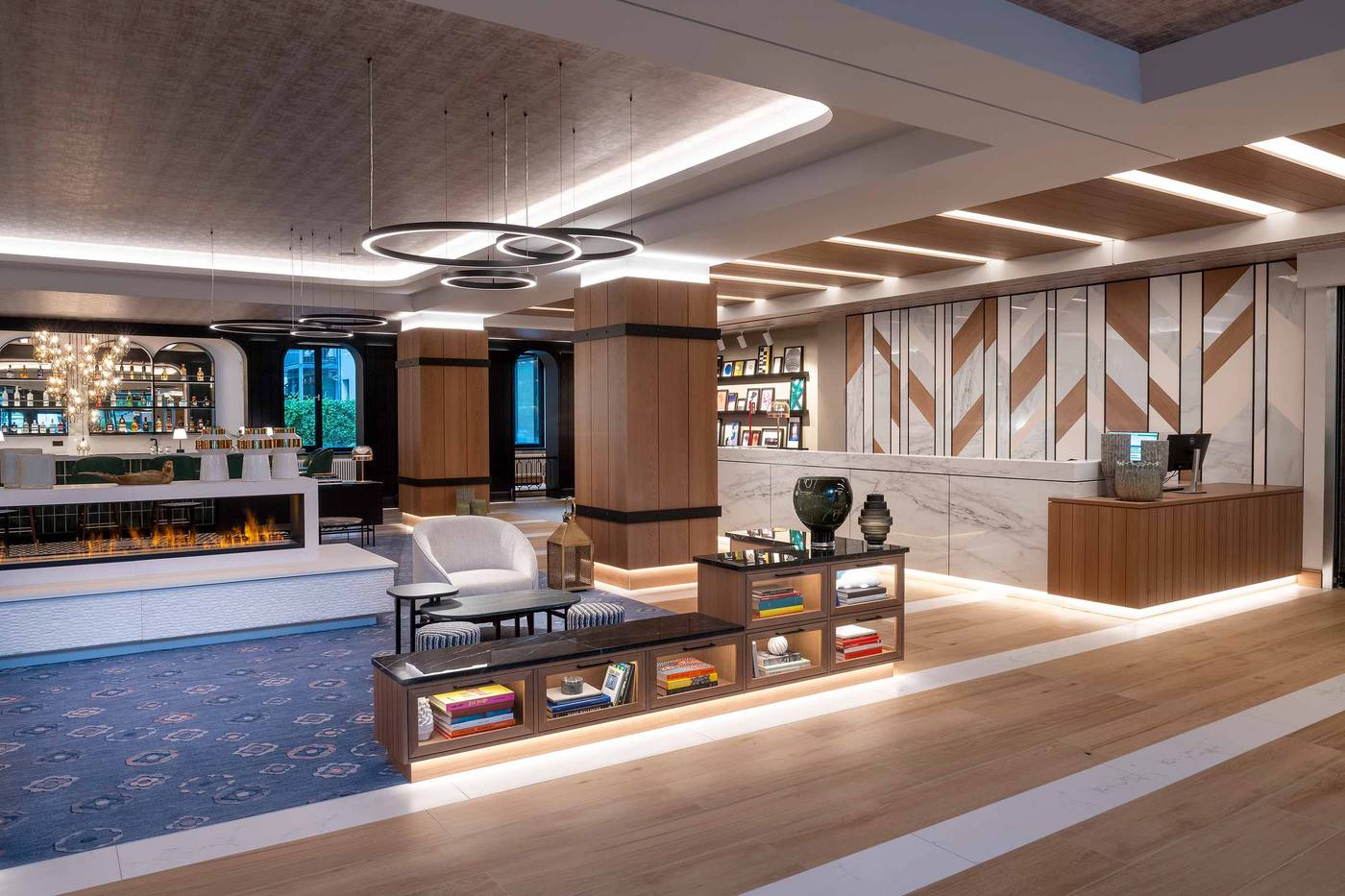 DoubleTree-by-Hilton-Berlin-Ku-damm-Lobby-15