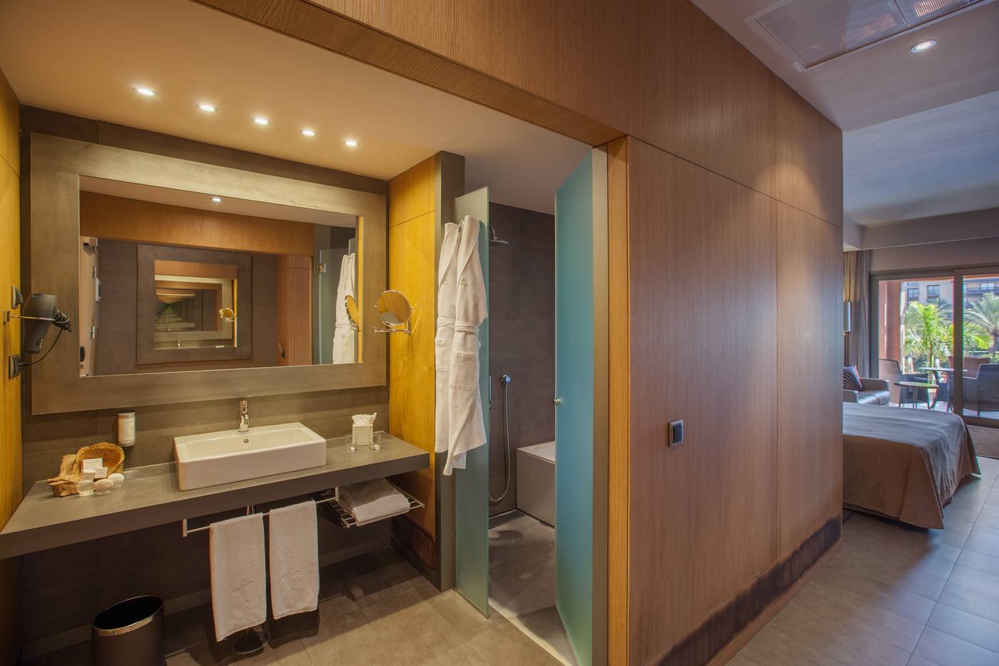 Lopesan-Baobab-Resort-Room-39