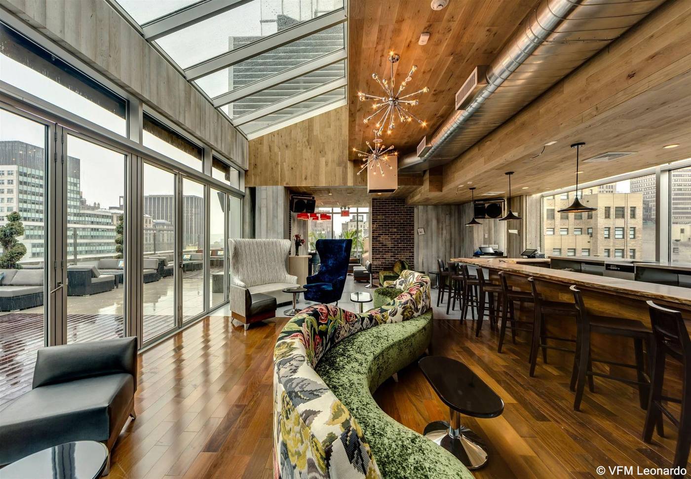 The-Herald-by-LuxUrban-Bar-1