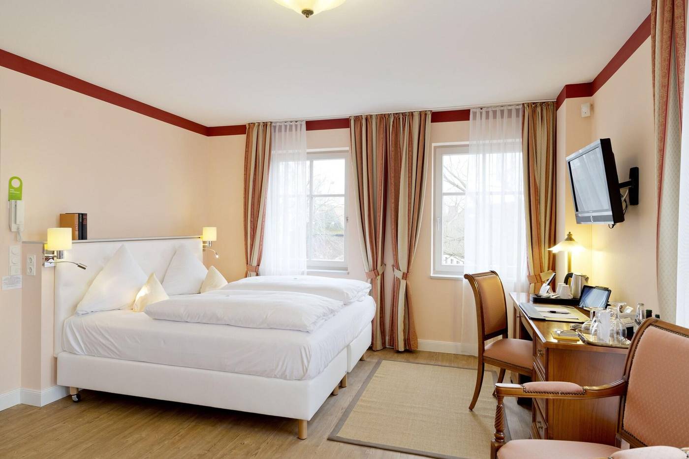 Hotel-Villa-Monte-Vino-Room-10