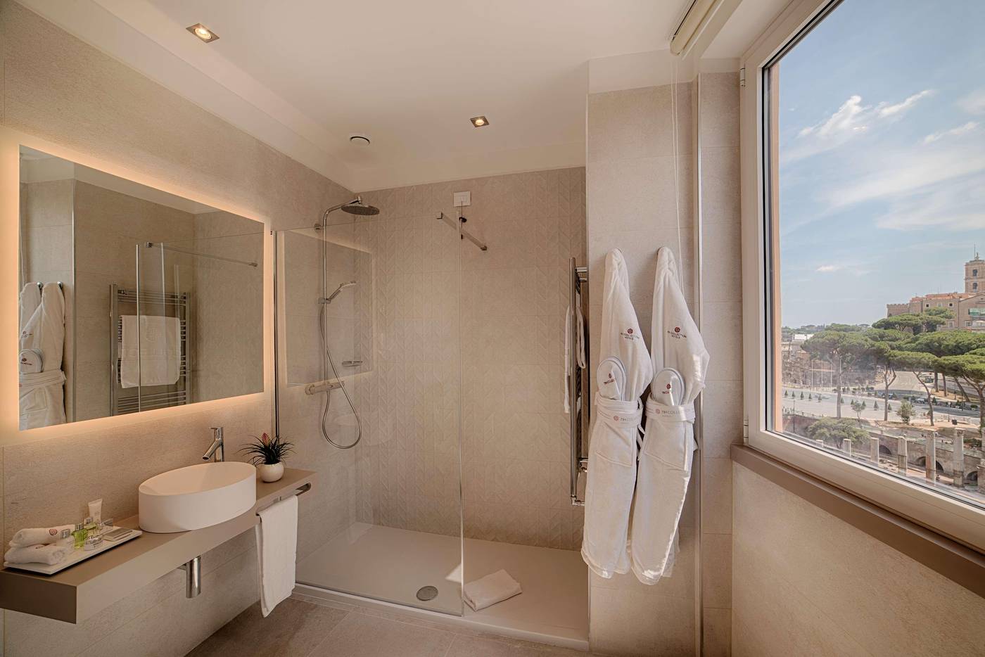 NH-Collection-Roma-Fori-Imperiali-Room-37