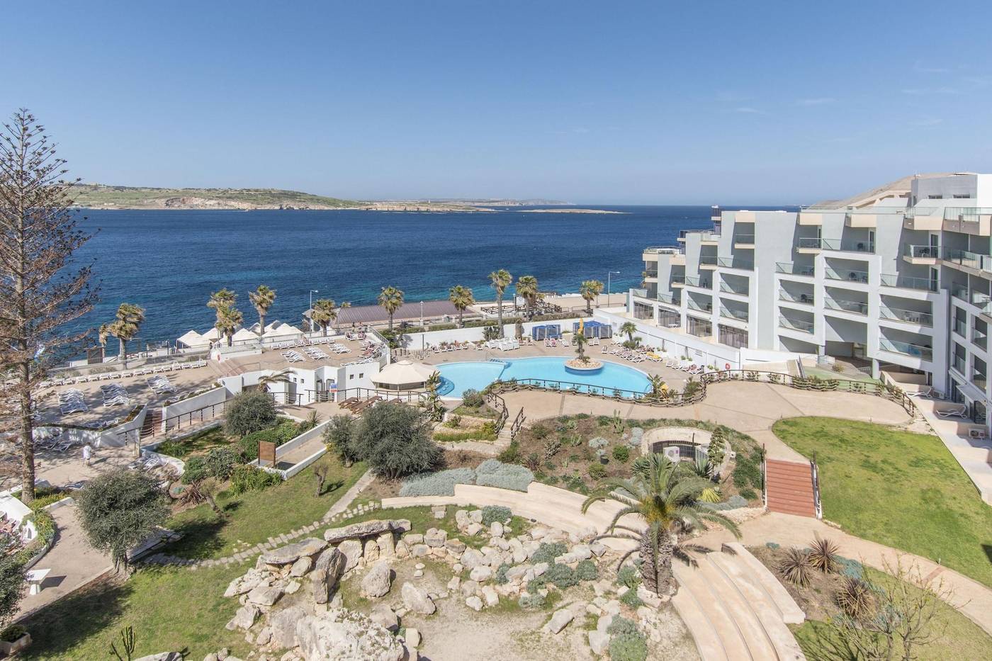 DoubleTree-by-Hilton-Malta-General-view-8