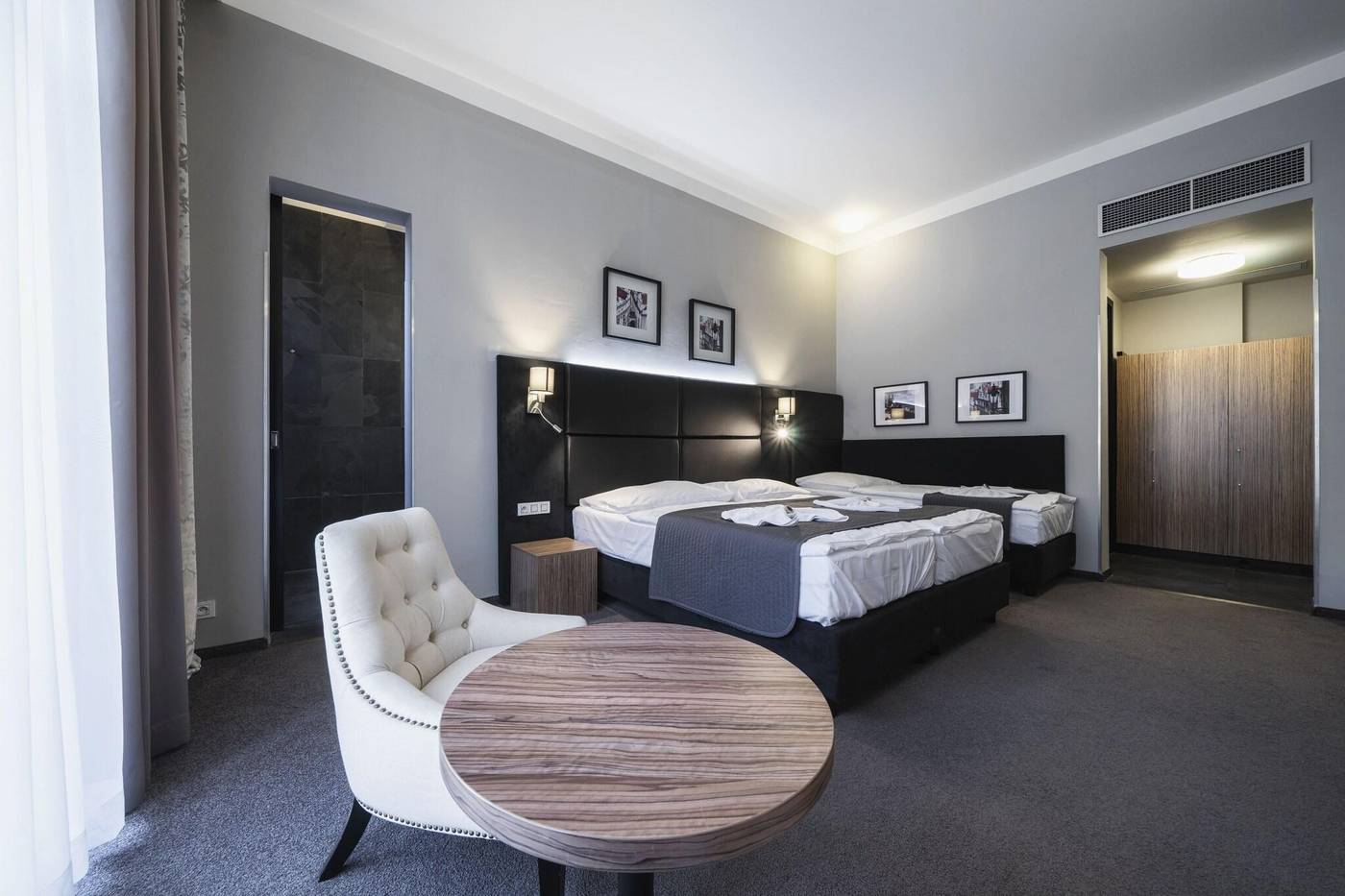 Hotel Noir-Czech Republic-PRAGUE-General view-1