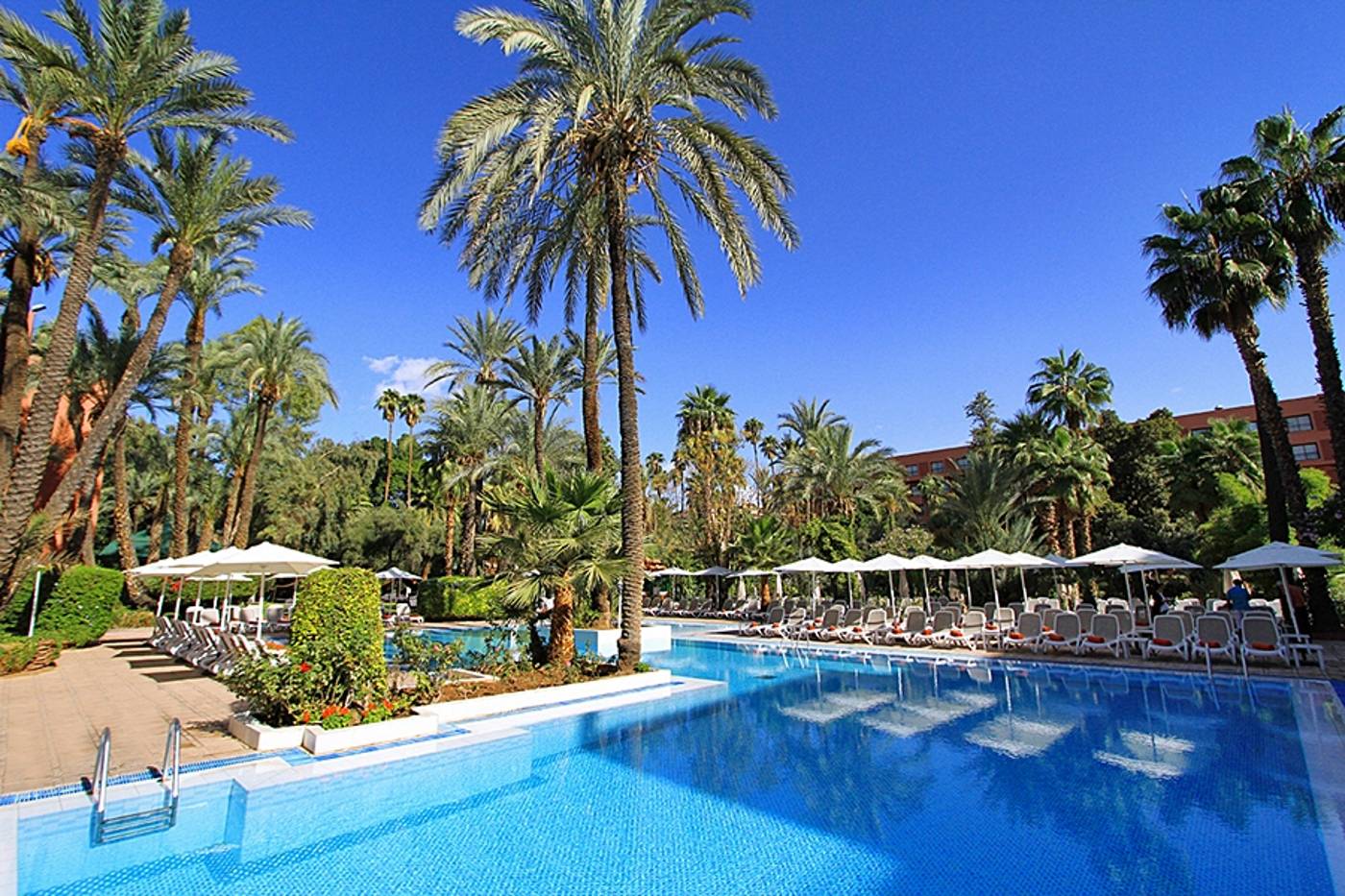 Kenzi-Rose-Garden-Pool-2