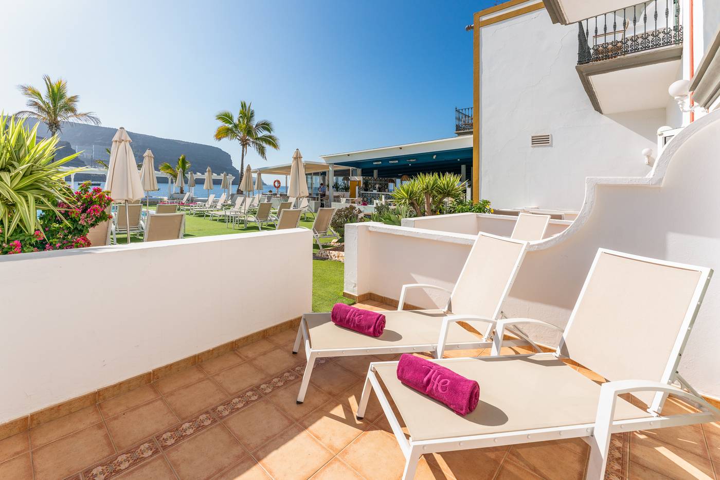 Hotel-LIVVO-Puerto-de-Mog--n-Room-5