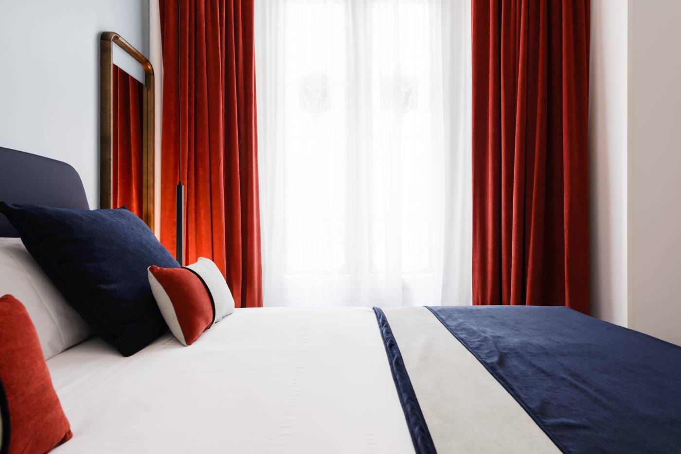 Smartrental-Collection-Gran-Via-Centric-II-Room-74