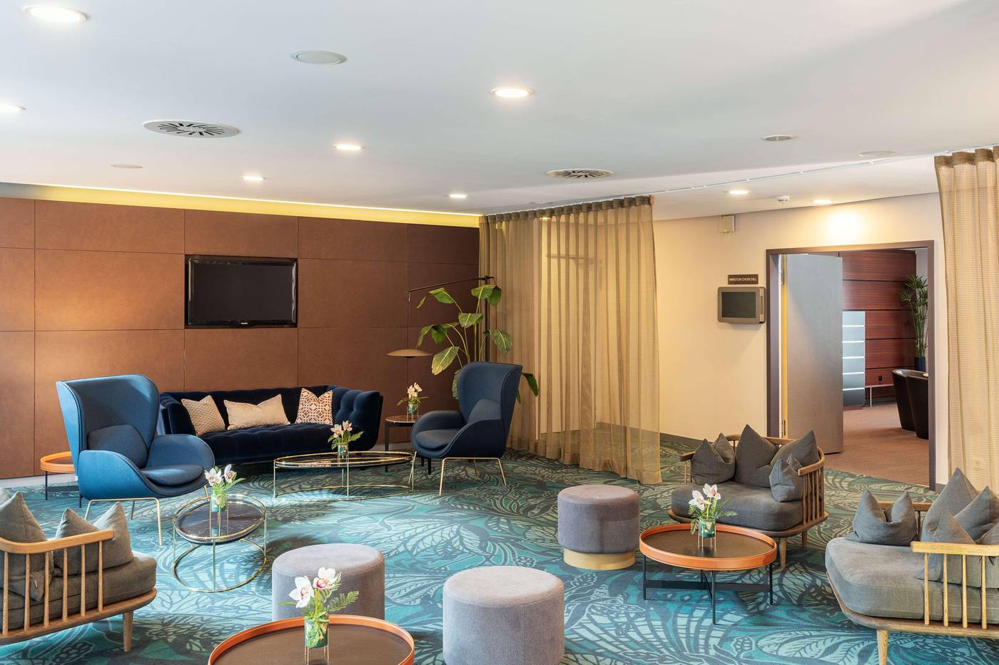 NH-Collection-Berlin-Mitte-am-Checkpoint-Charlie-Conferences-11