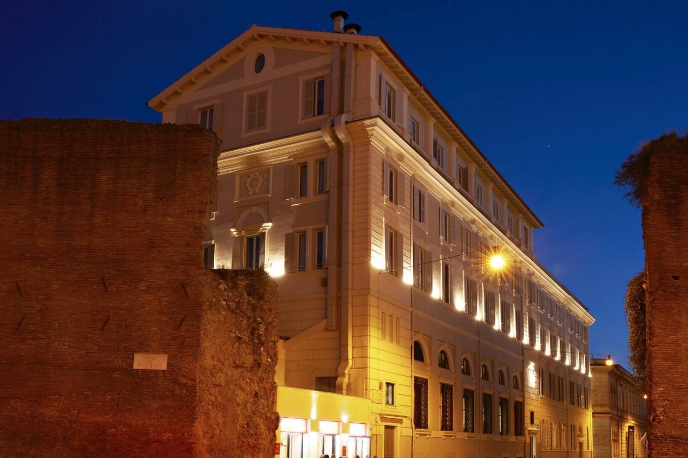 The-Building-General-view-11