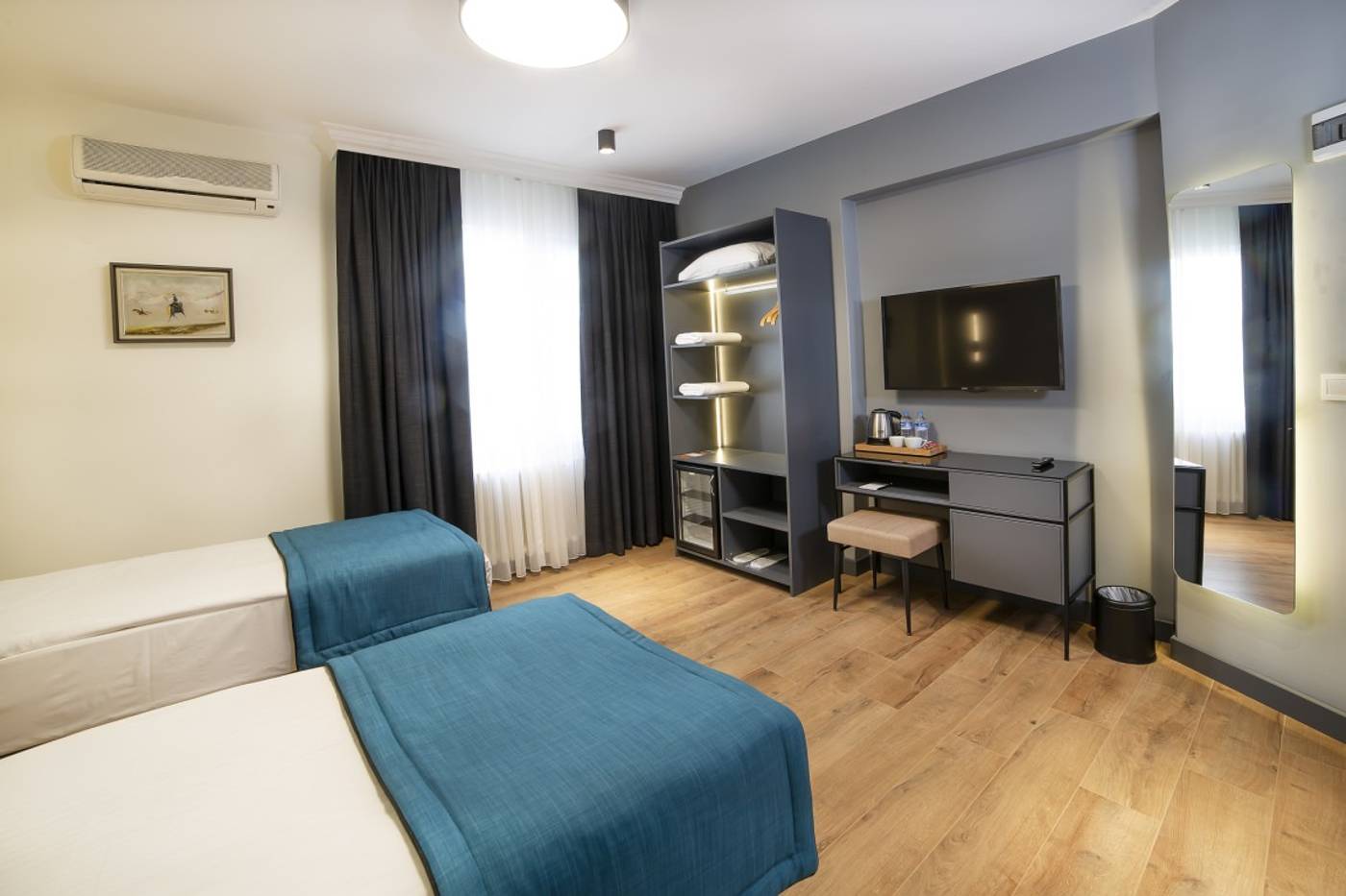 Barin-Hotel-Room-3