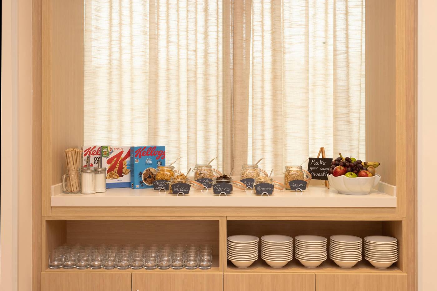 Staybridge-Suites-Malaga-Restaurant-20