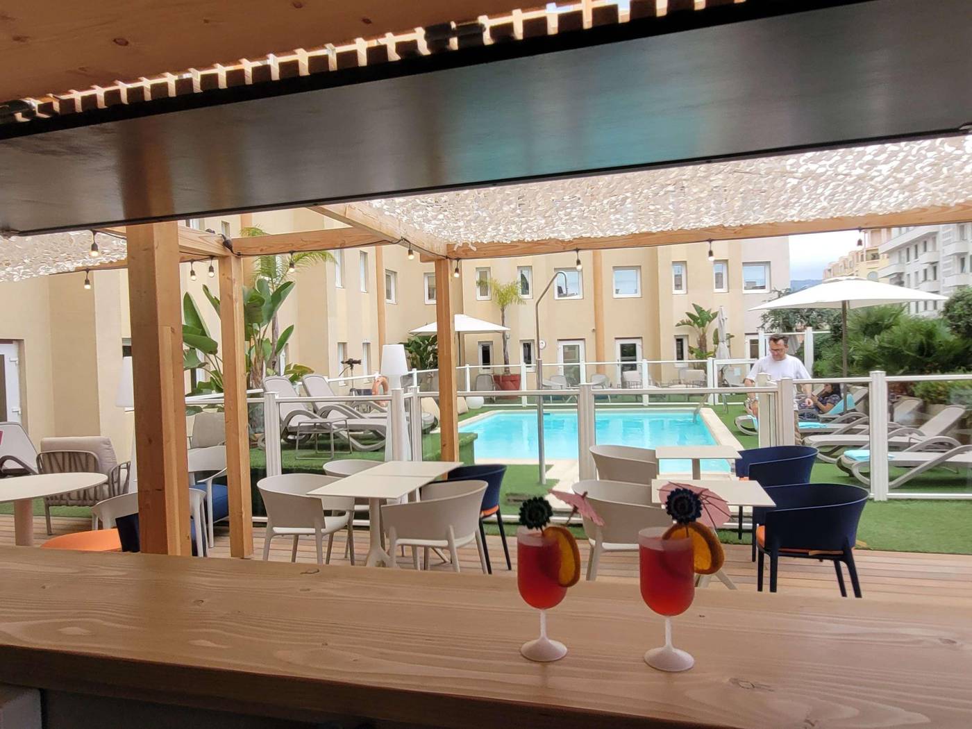 ibis-Nice-Centre-Gare-Bar-10