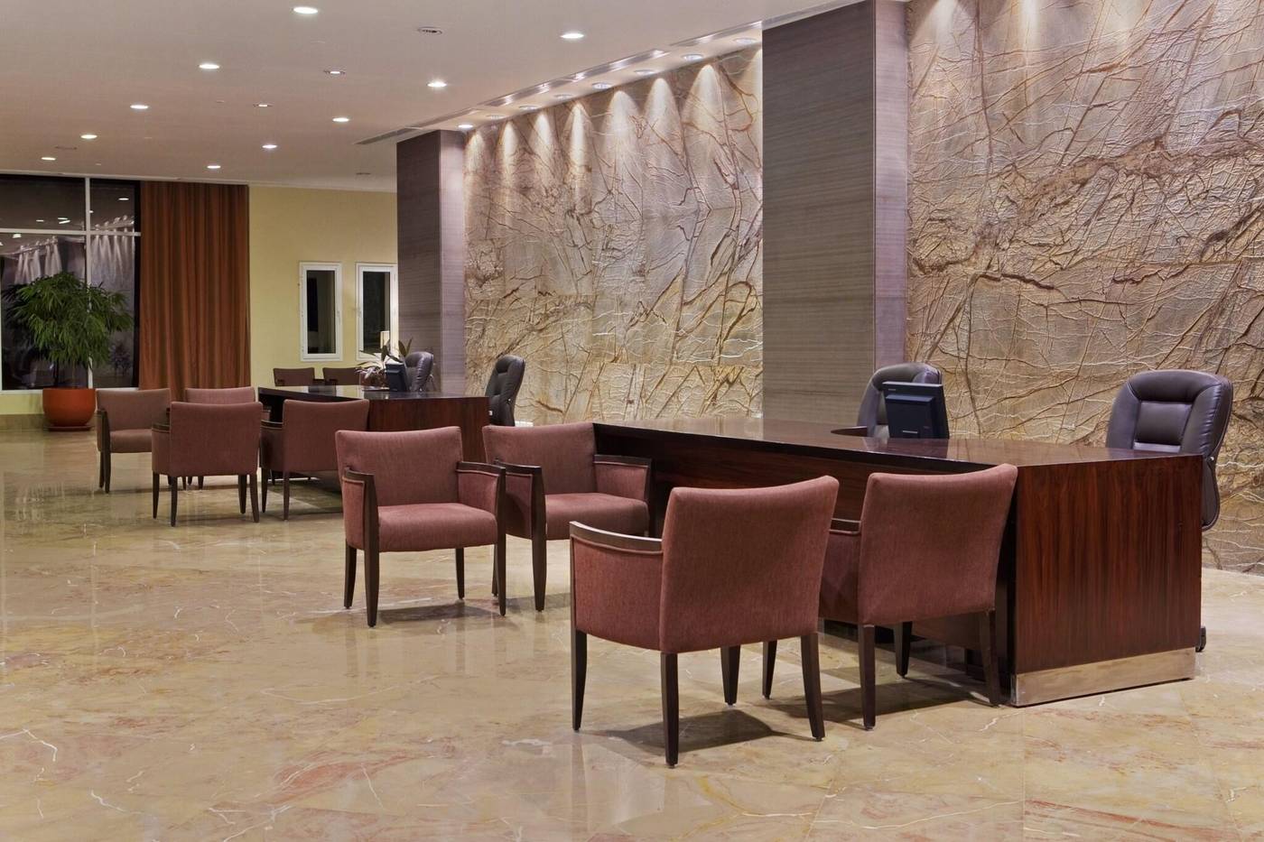 Hilton-Sharks-Bay-Resort-Lobby-76