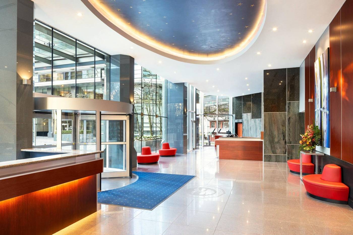 Sheraton-Vancouver-Wall-Centre-Lobby-5