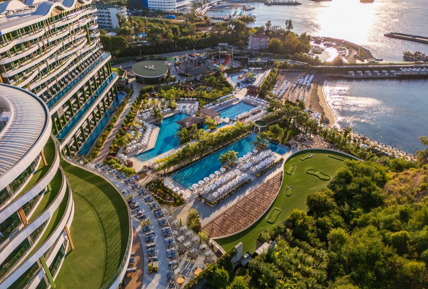 Mylome Luxury Hotel & Resort