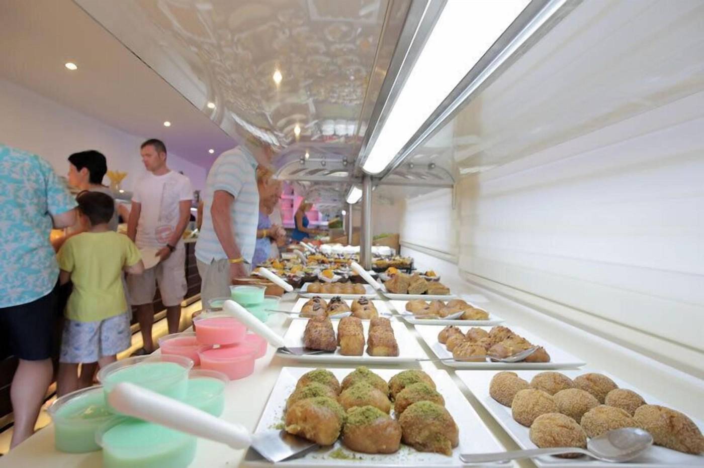 Montebello-Resort---Spa-Restaurant-45