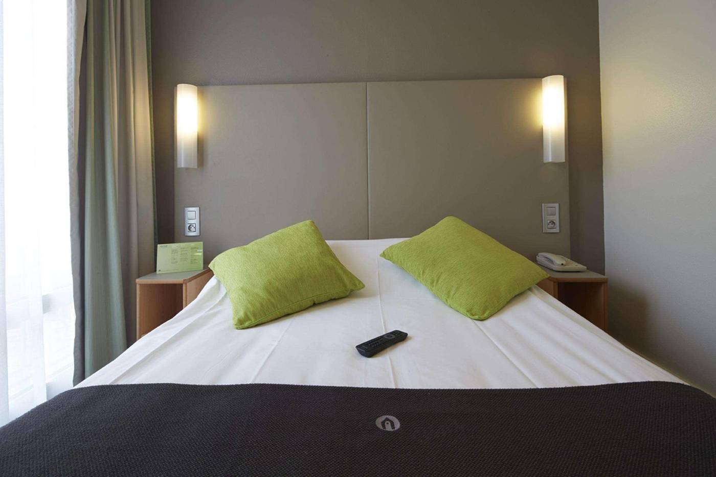 Campanile-Paris14-Maine-Montparnasse-Room-27