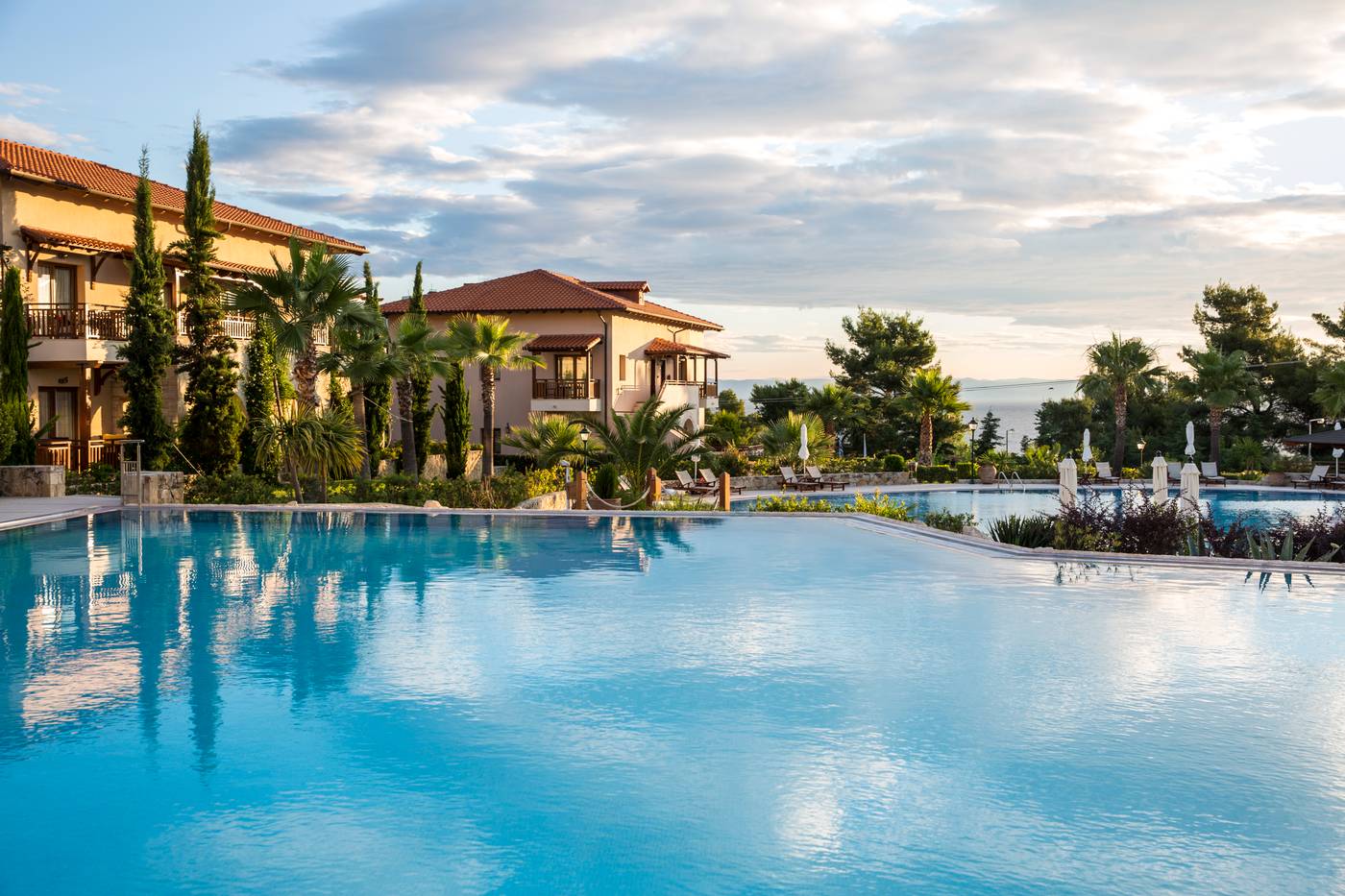 Aegean-Melathron-Thalasso-Spa-Hotel-Pool-6