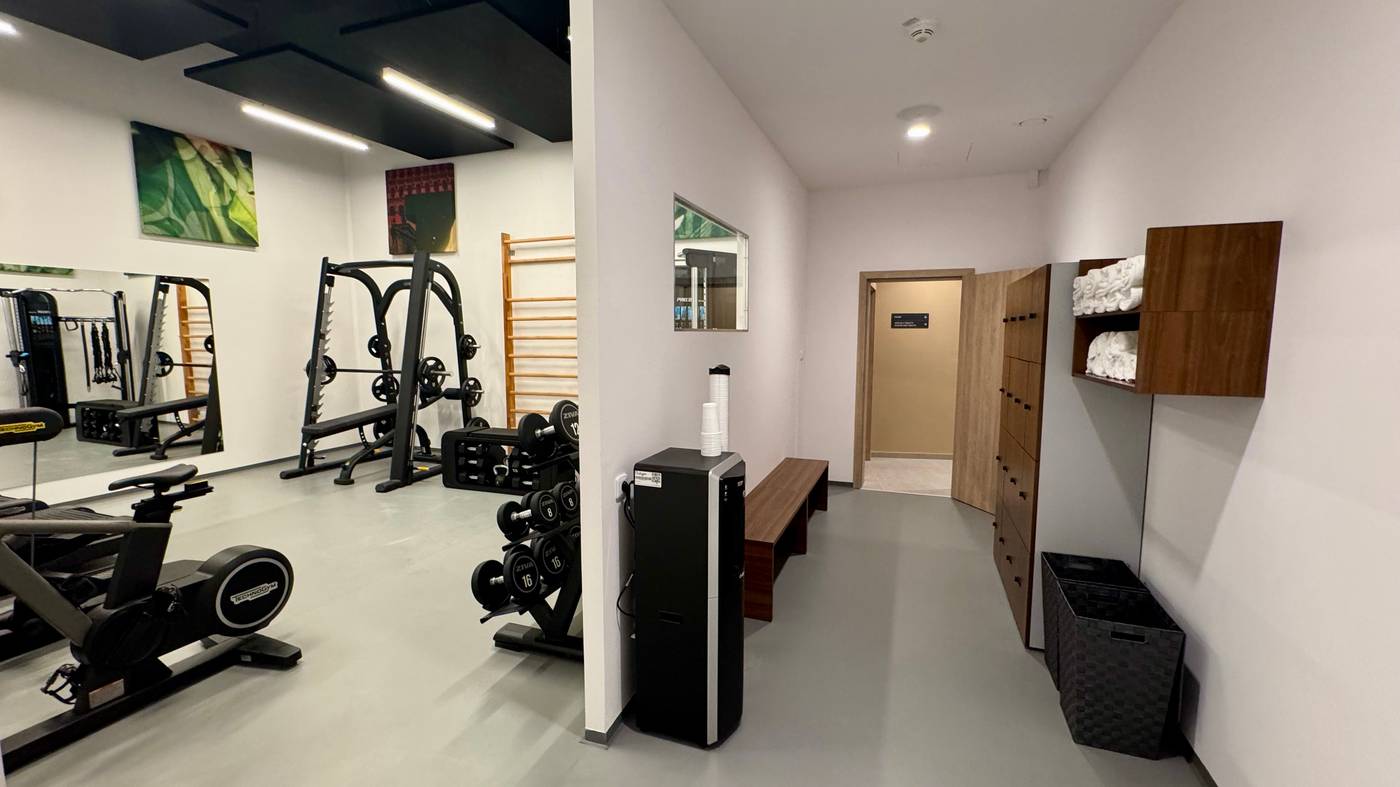 Holiday-Inn-Prague-Congress-Centre-Sports-and-Entertainment-52